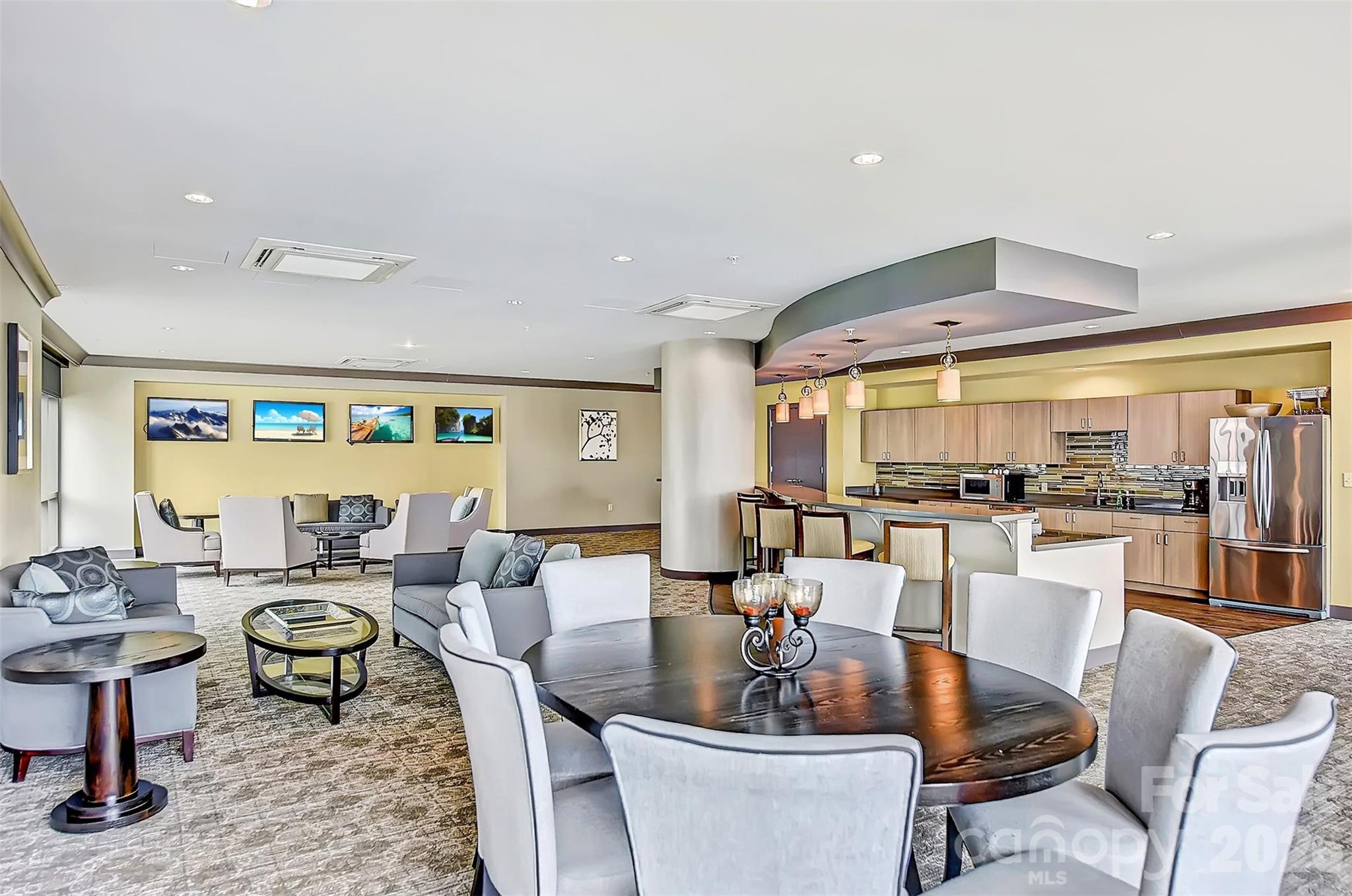 222 S Caldwell Street Unit: 1501