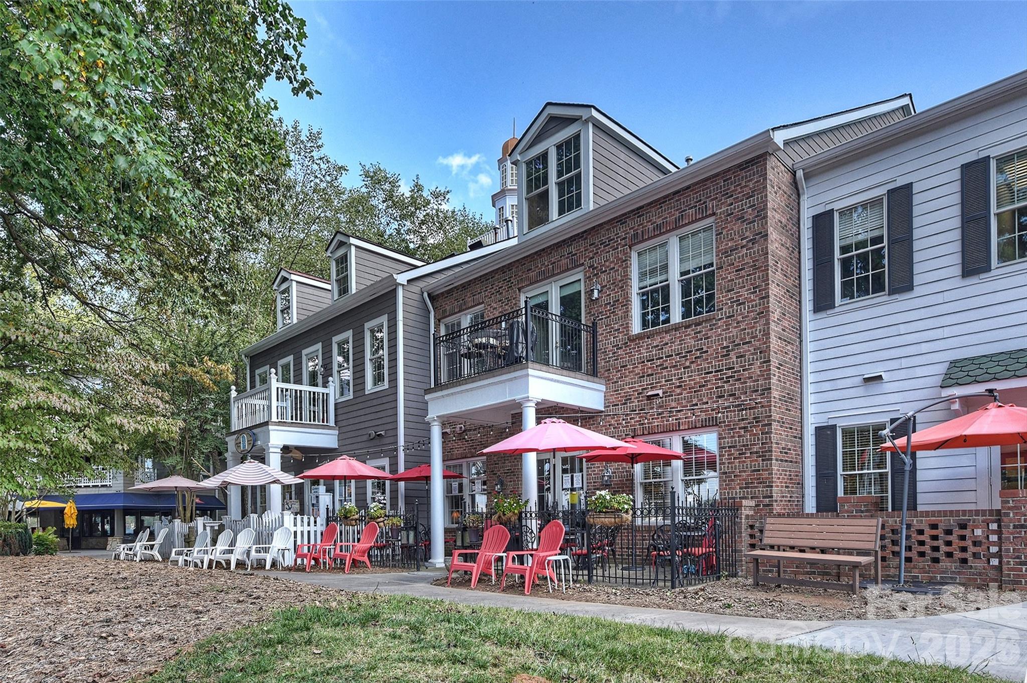 702 Southwest Drive
