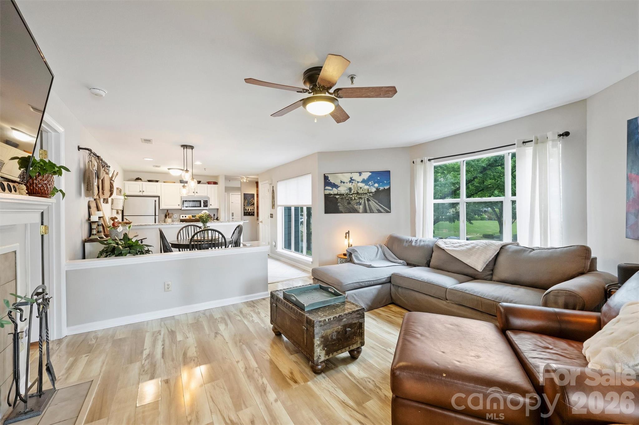 702 Southwest Drive