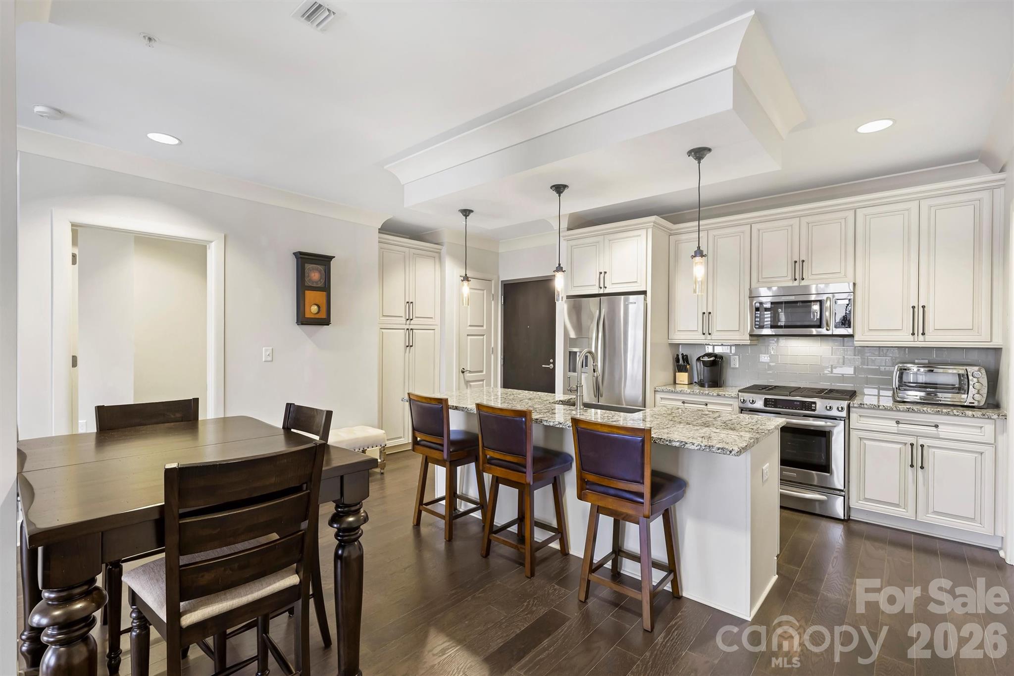 222 S Caldwell Street Unit: 1708