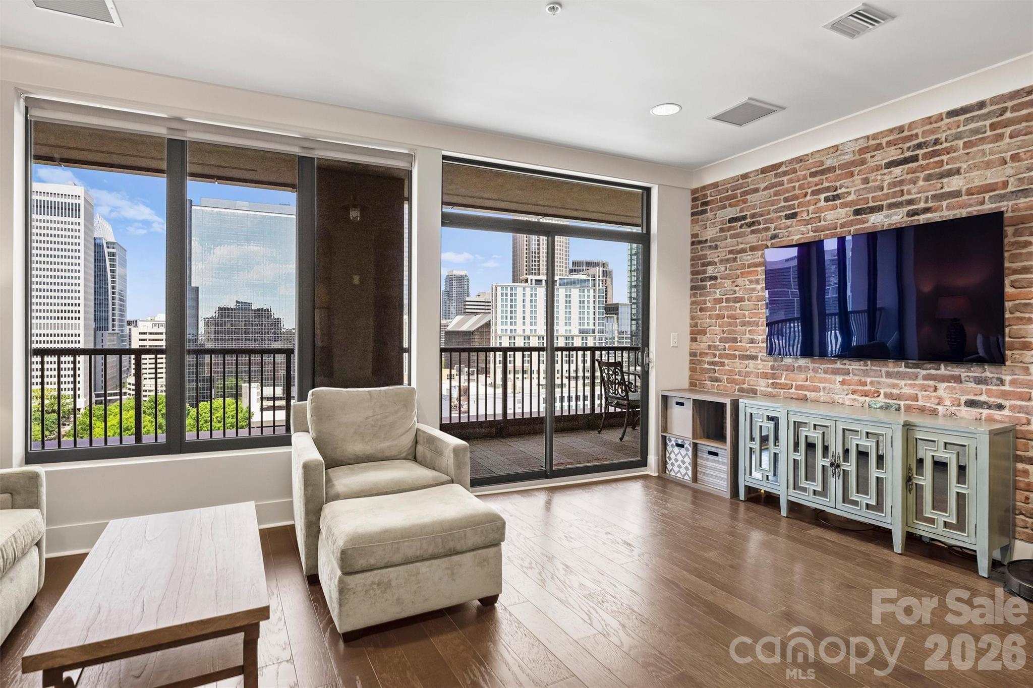 222 S Caldwell Street Unit: 1708