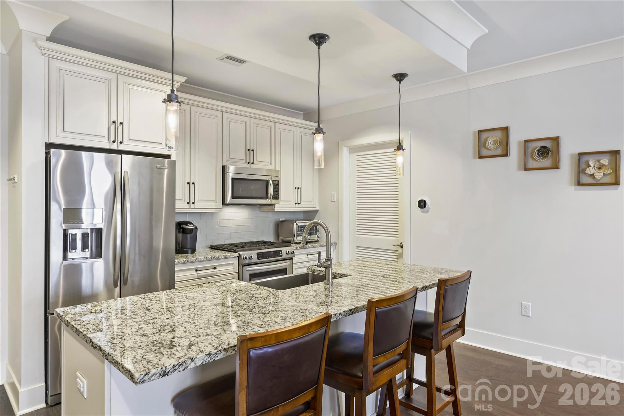 222 S Caldwell Street Unit: 1708