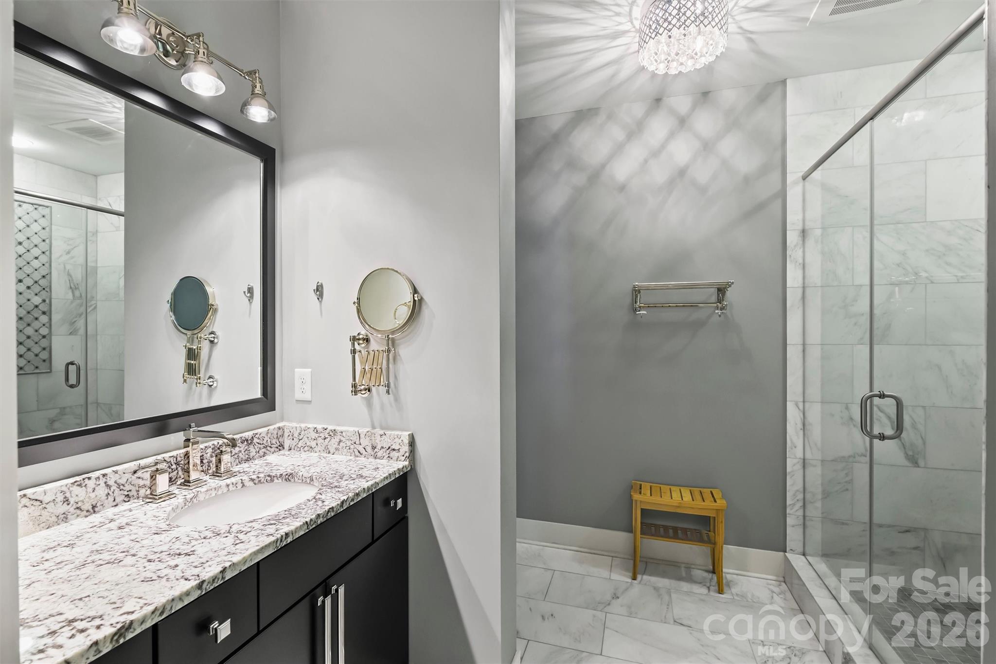 222 S Caldwell Street Unit: 1708