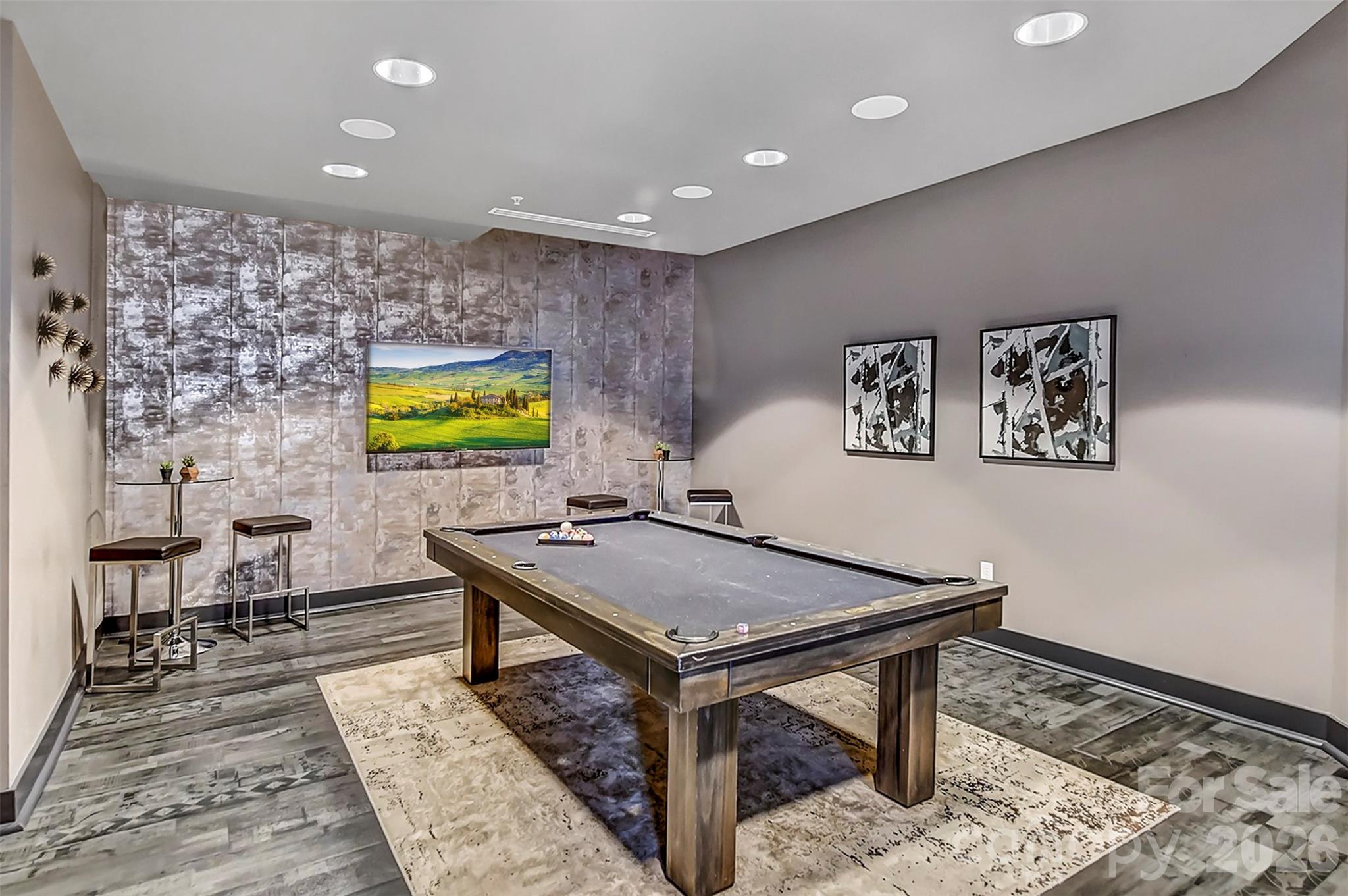 210 N Church Street Unit: 1605