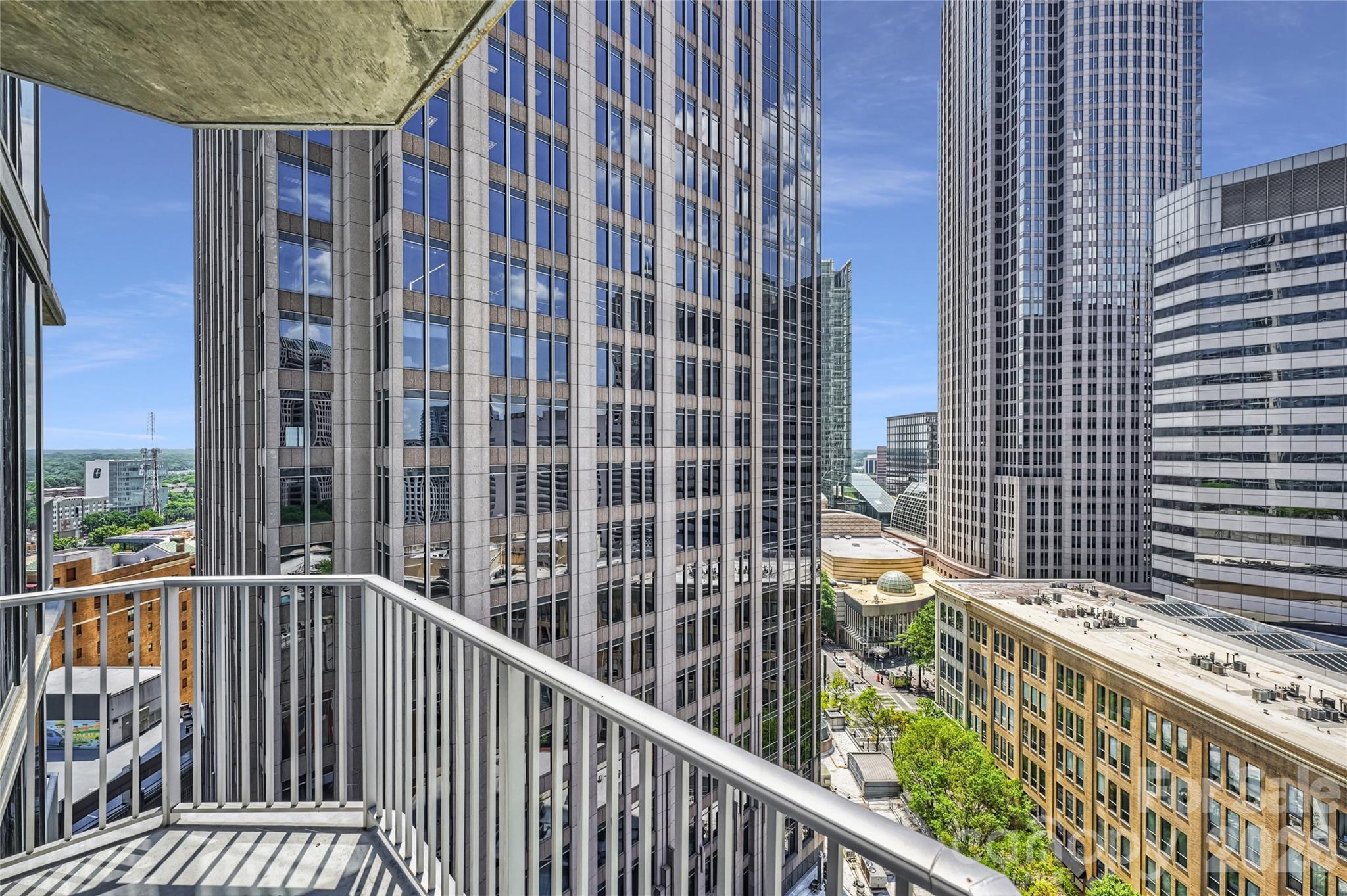 210 N Church Street Unit: 1605
