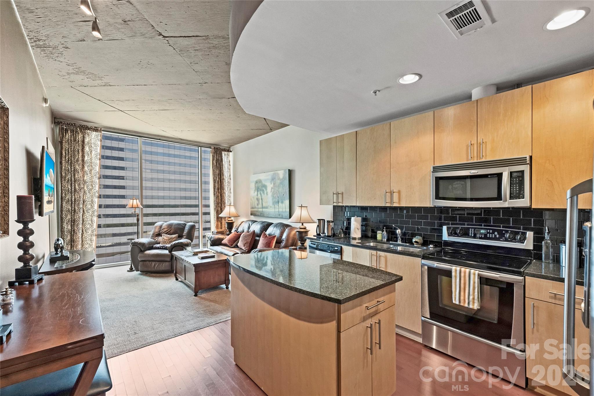 210 N Church Street Unit: 1605