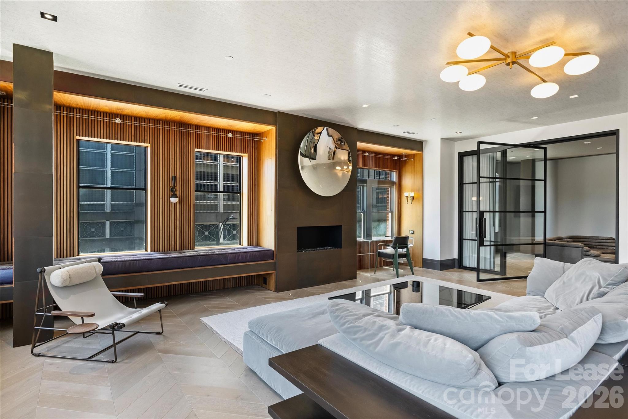 229 N Church Street Unit: 304
