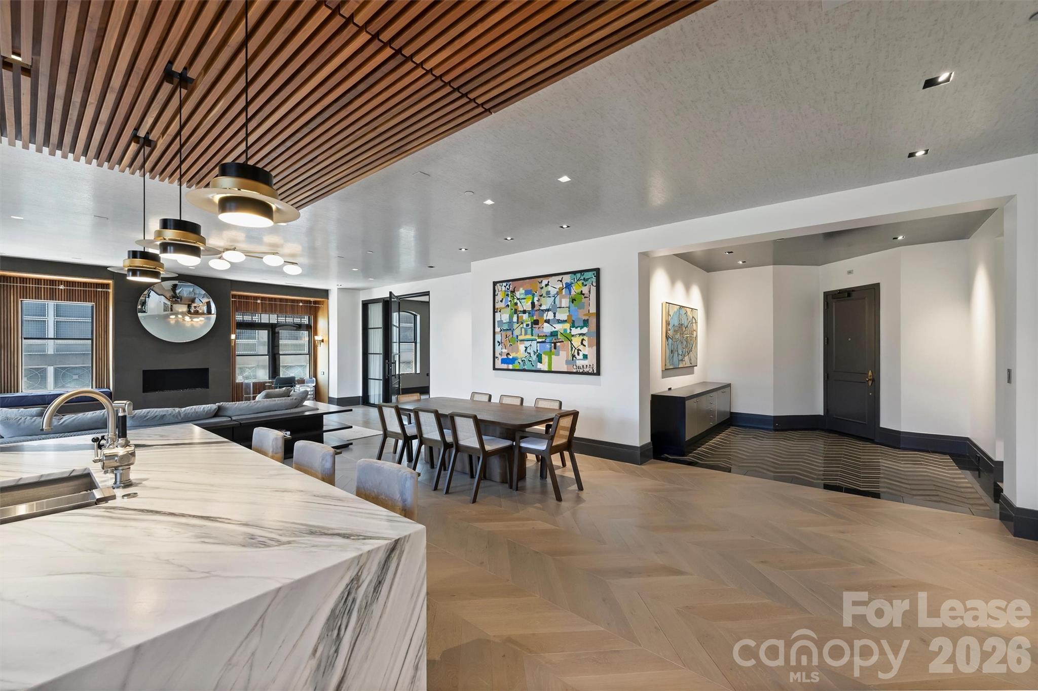 229 N Church Street Unit: 304