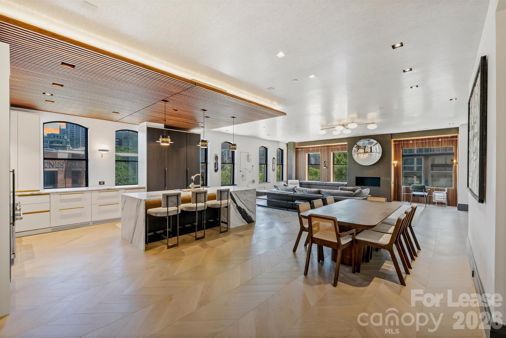 229 N Church Street Unit: 304