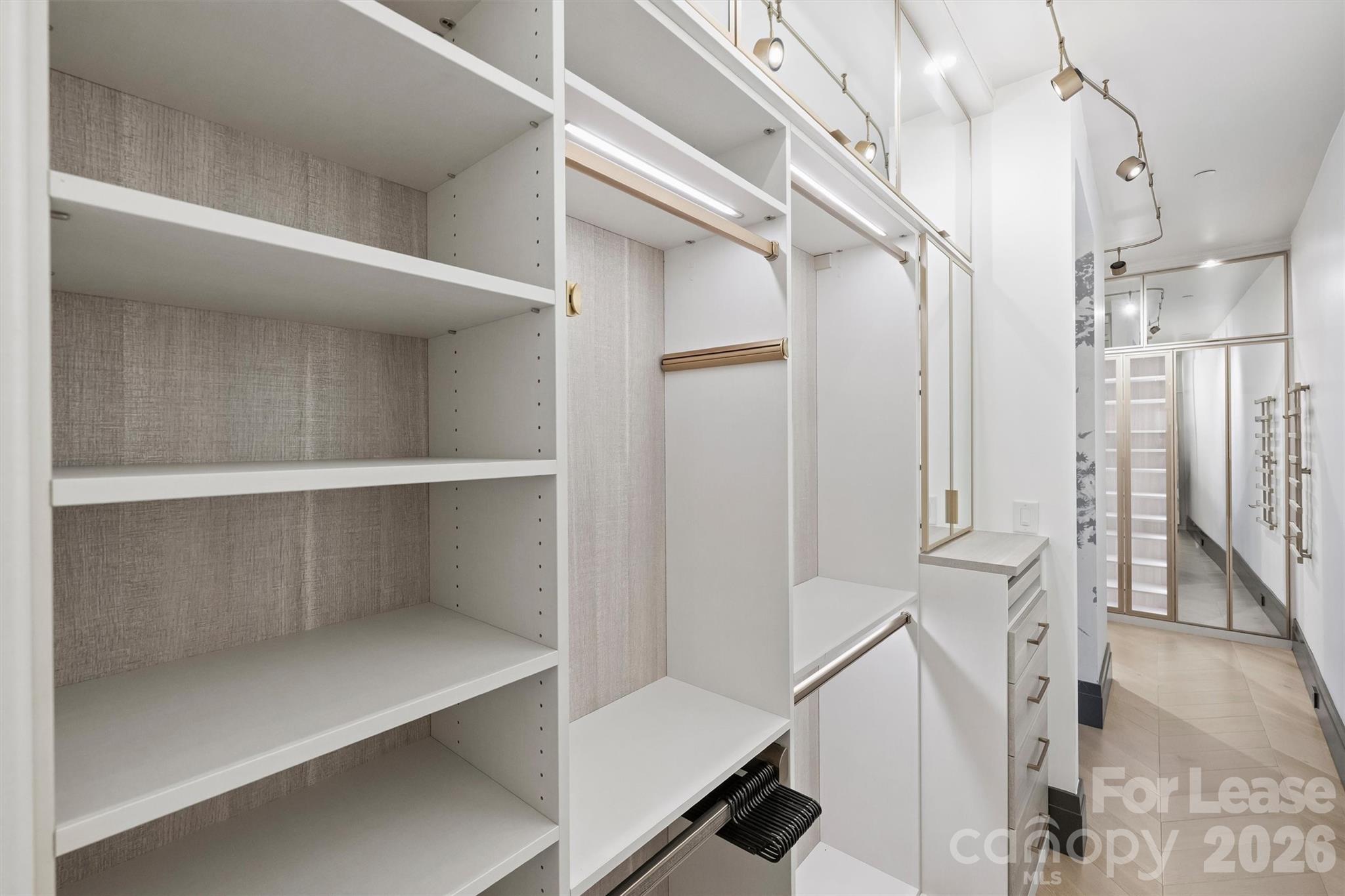 229 N Church Street Unit: 304
