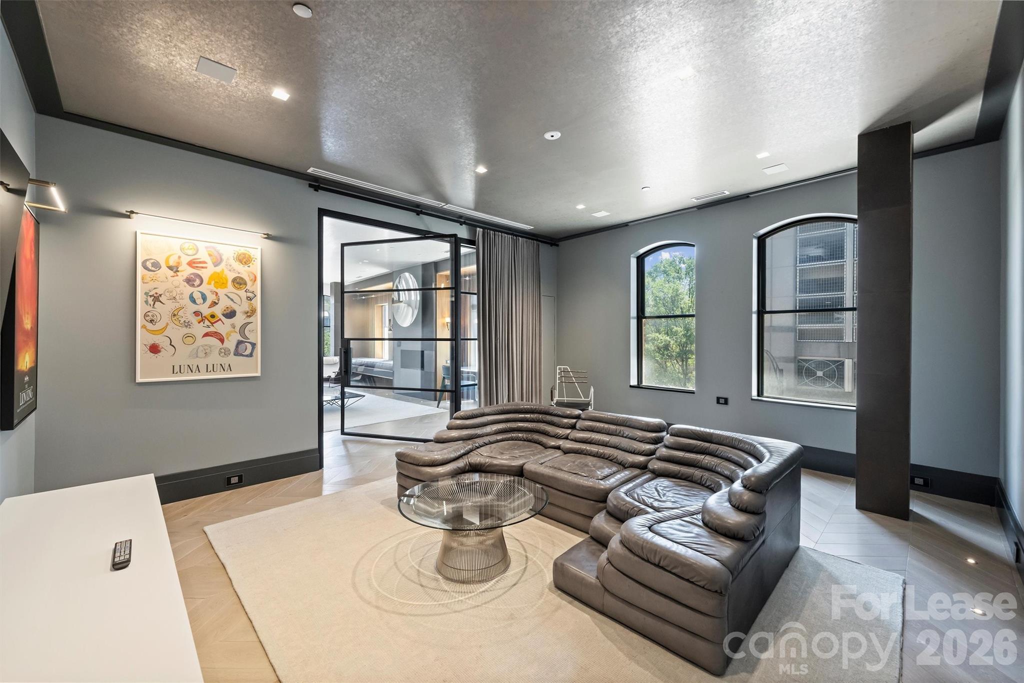 229 N Church Street Unit: 304