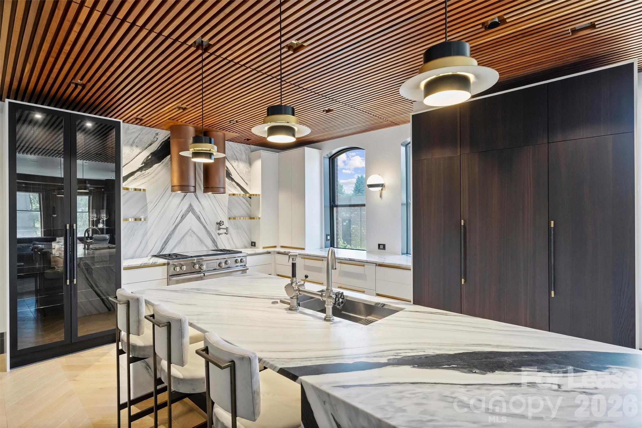 229 N Church Street Unit: 304
