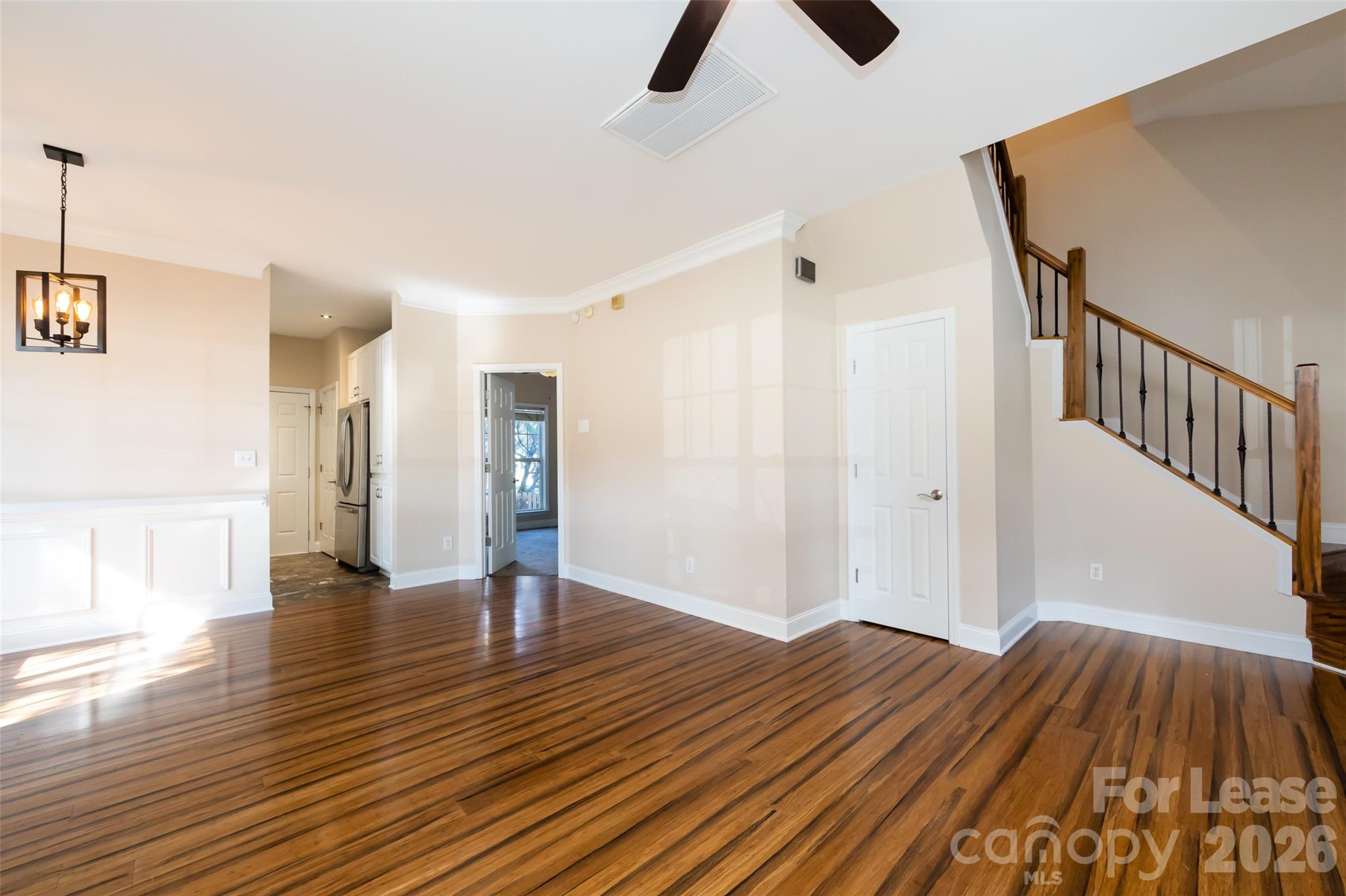 1124 W 1st Street