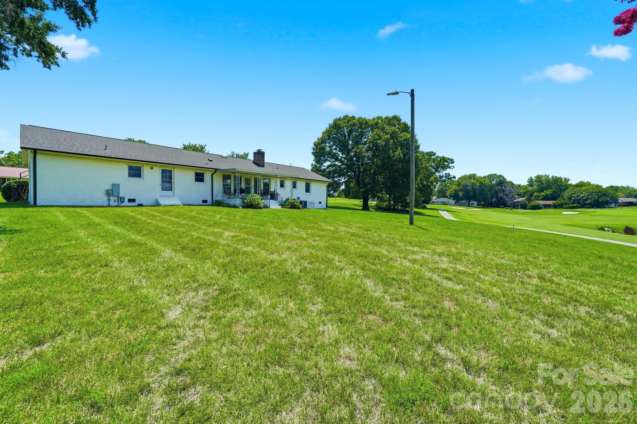 1335 Stoneyridge Drive