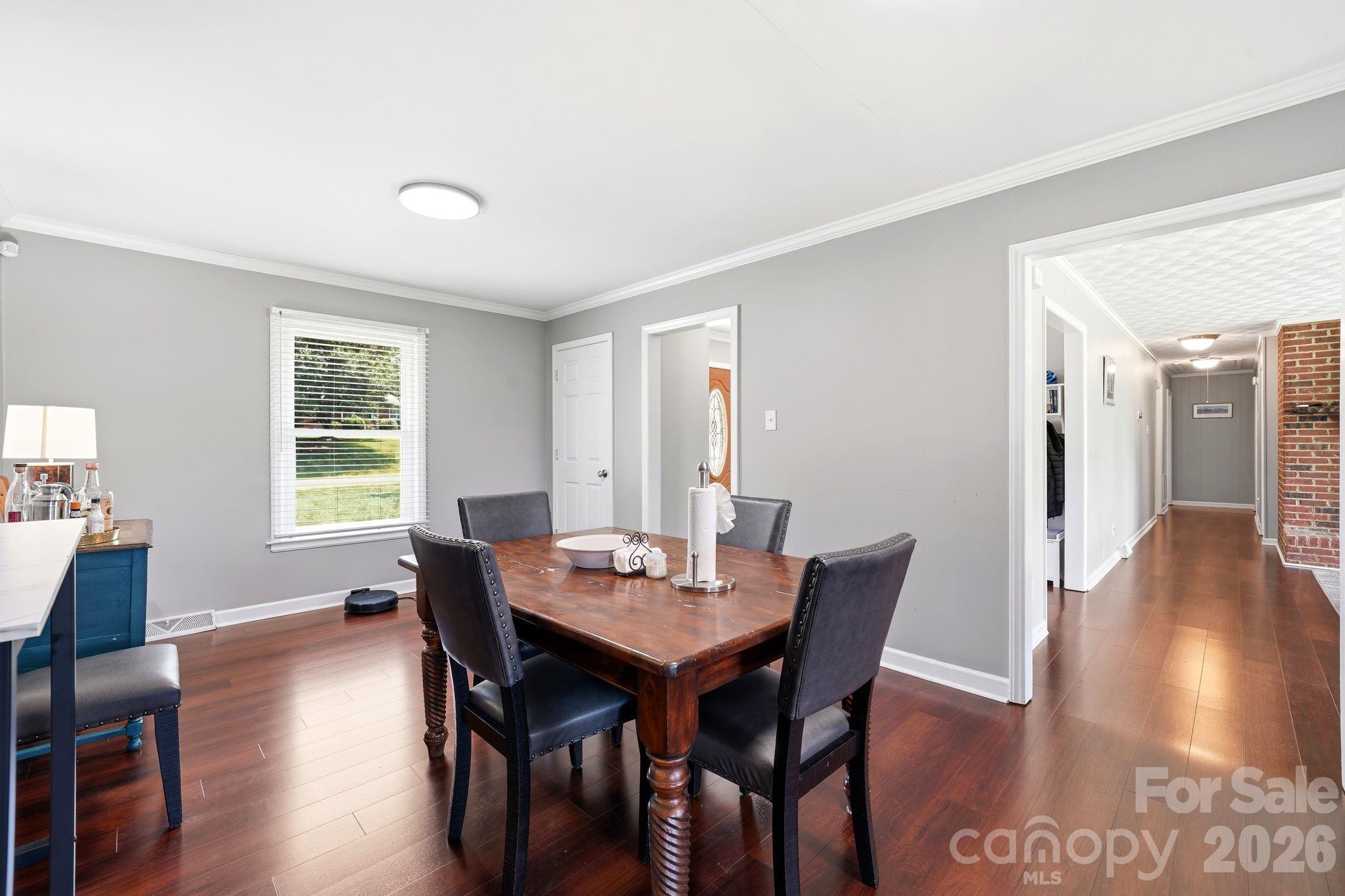 1335 Stoneyridge Drive