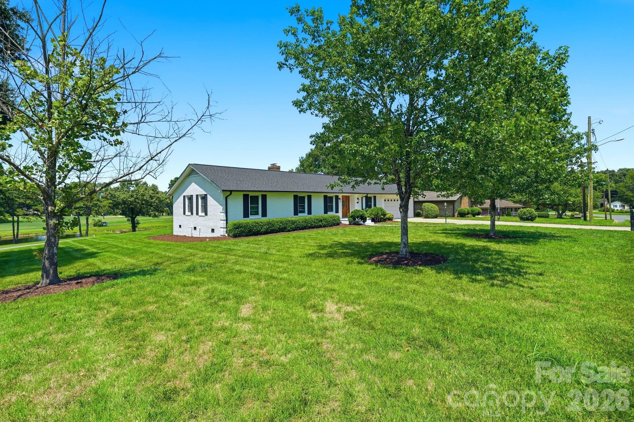 1335 Stoneyridge Drive
