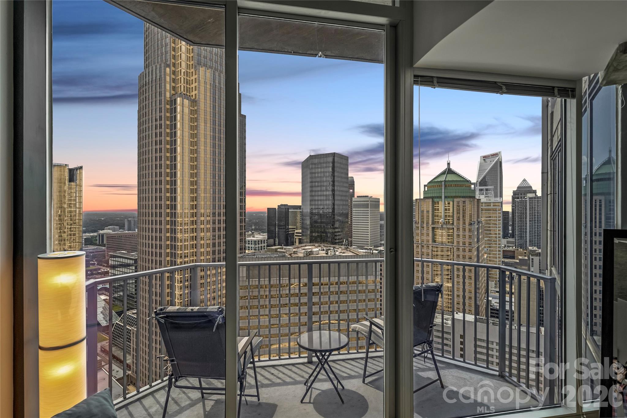 210 N Church Street Unit: 3403