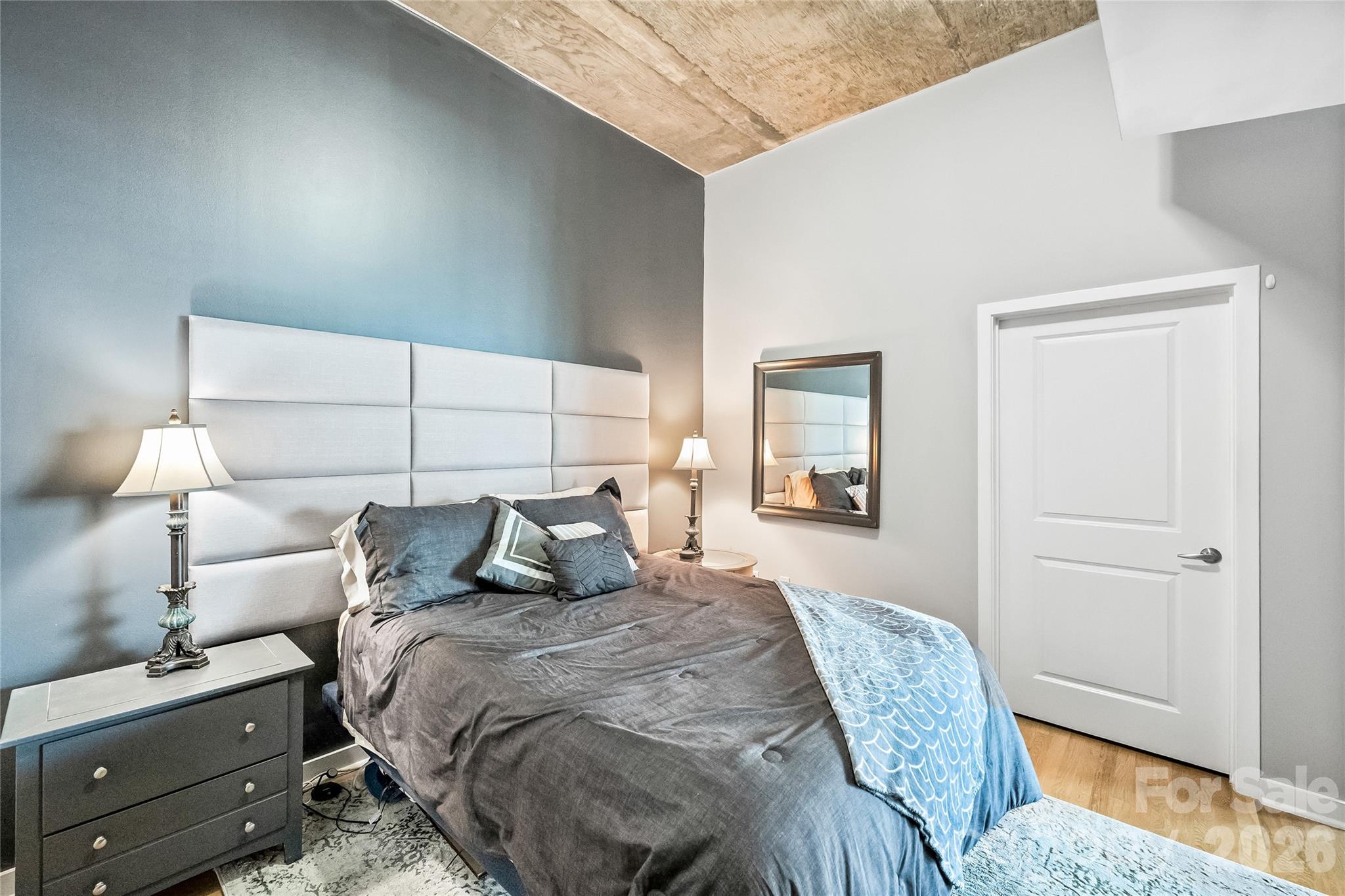 210 N Church Street Unit: 3403