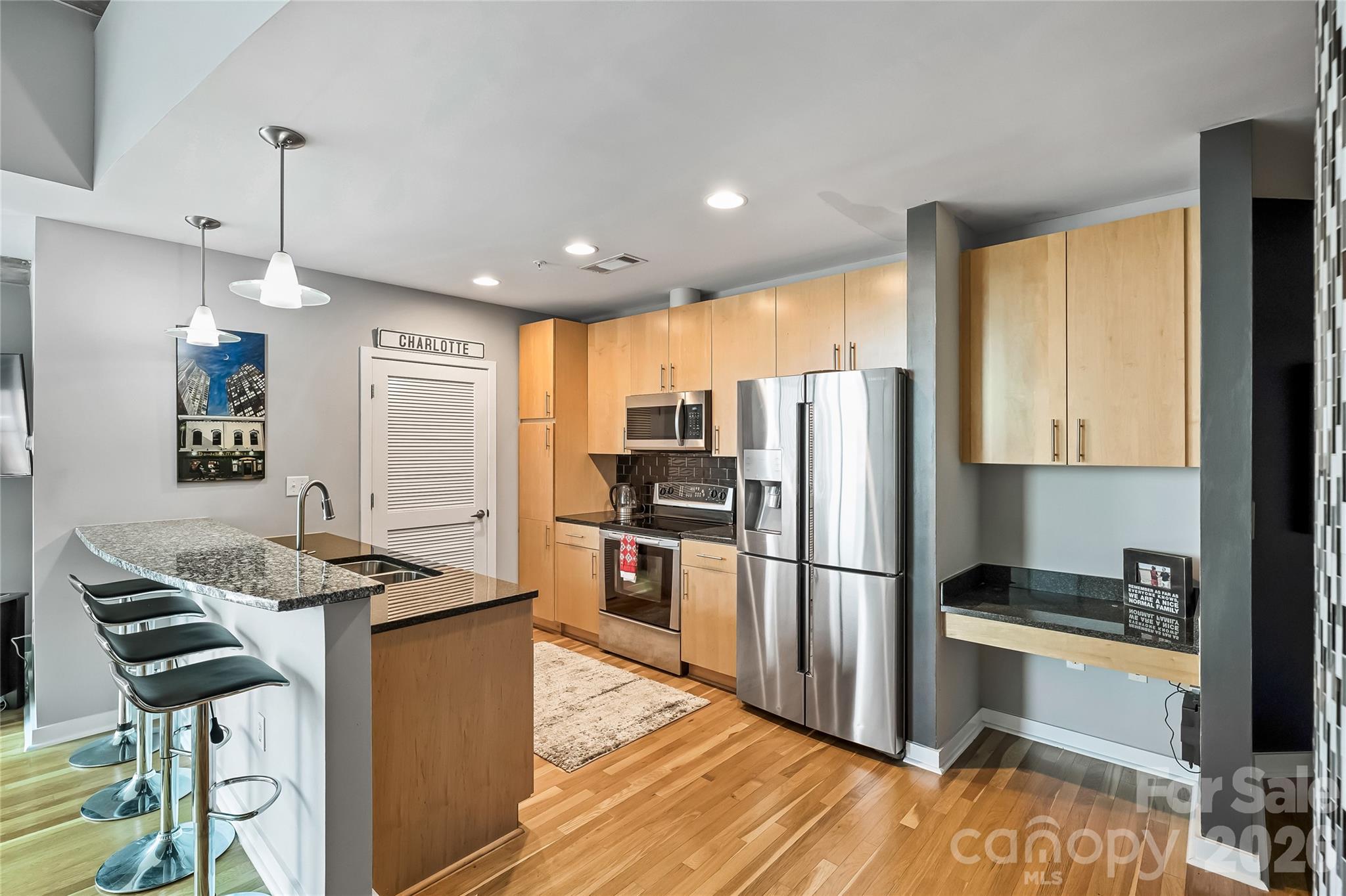 210 N Church Street Unit: 3403