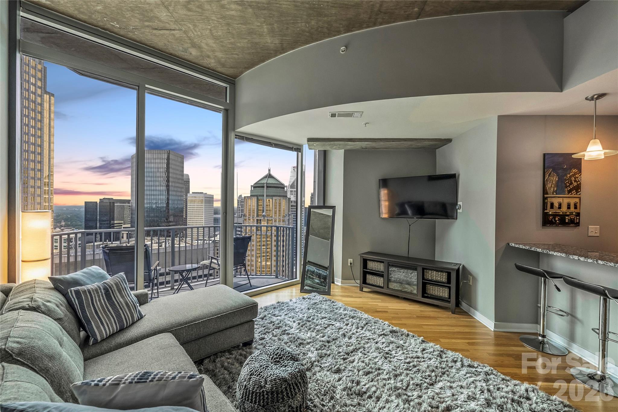 210 N Church Street Unit: 3403