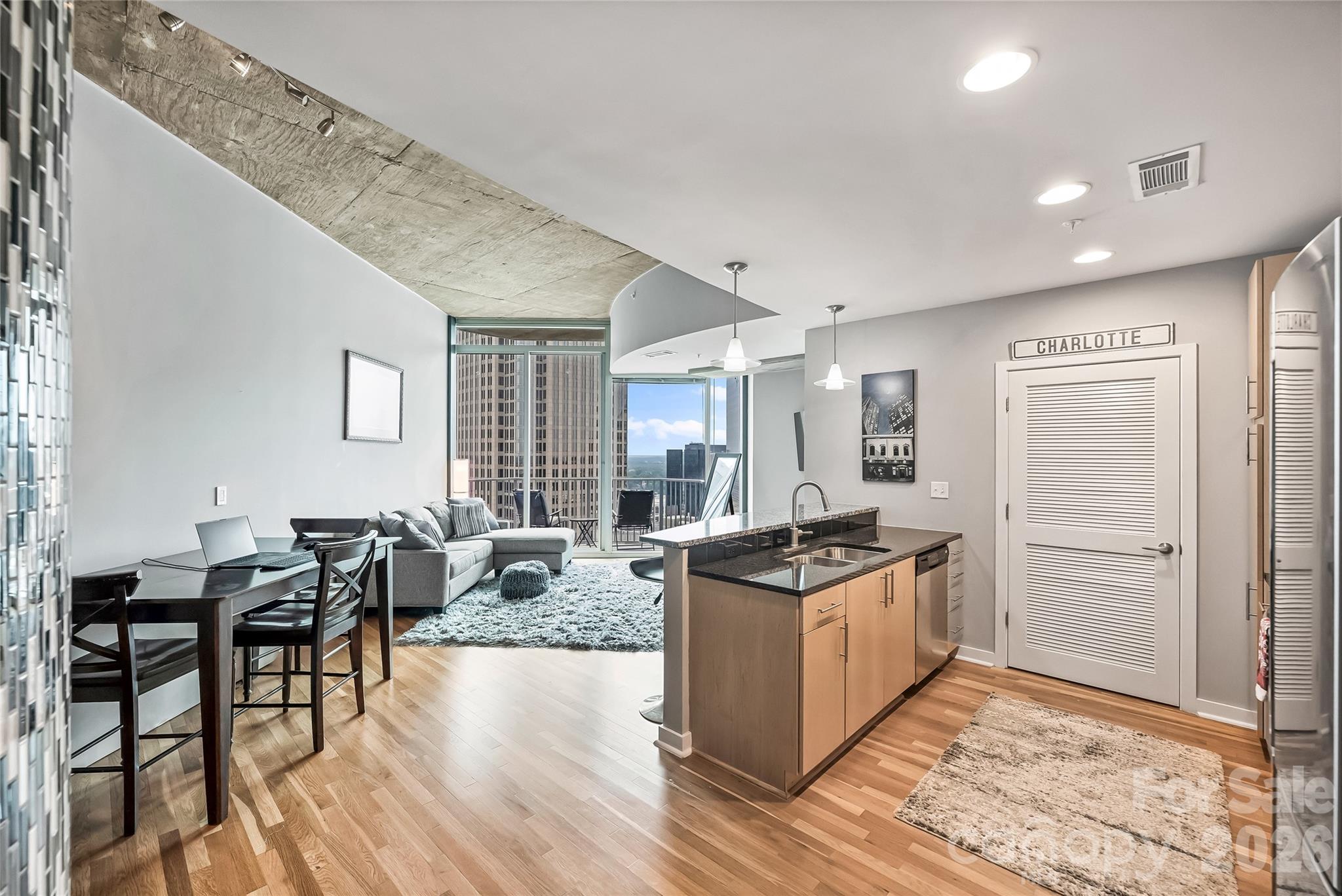 210 N Church Street Unit: 3403