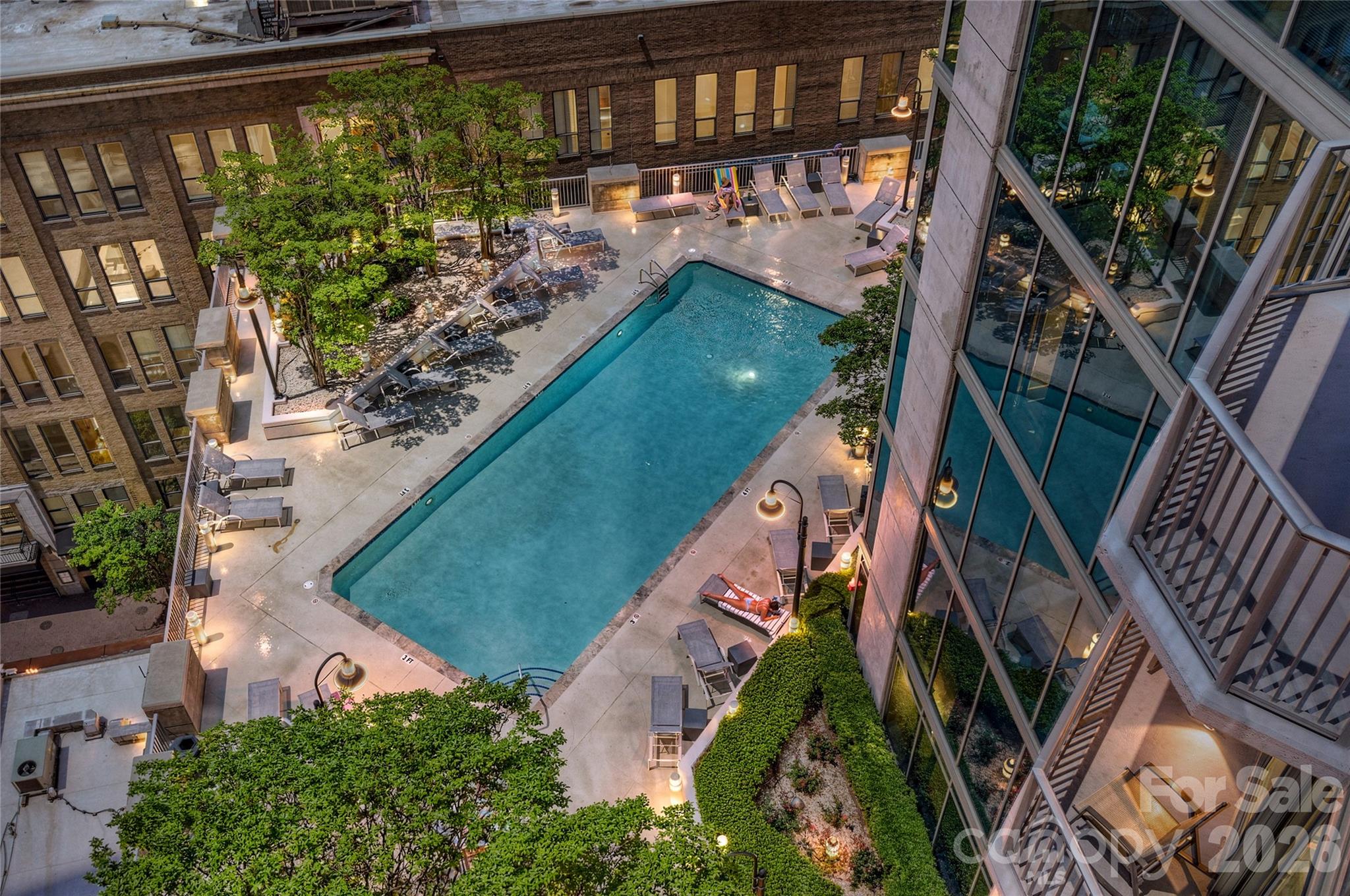 210 N Church Street Unit: 3403