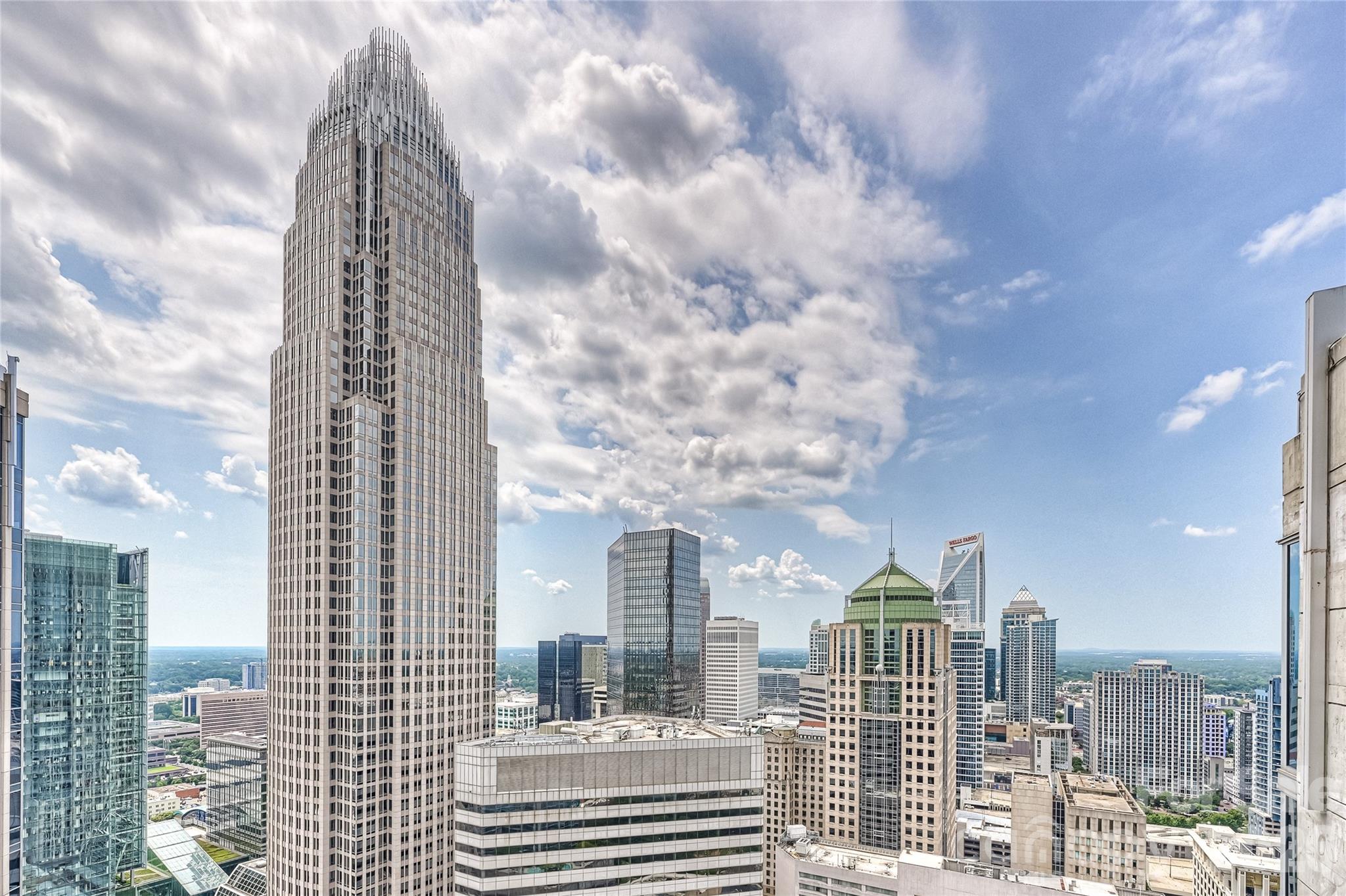 210 N Church Street Unit: 3403