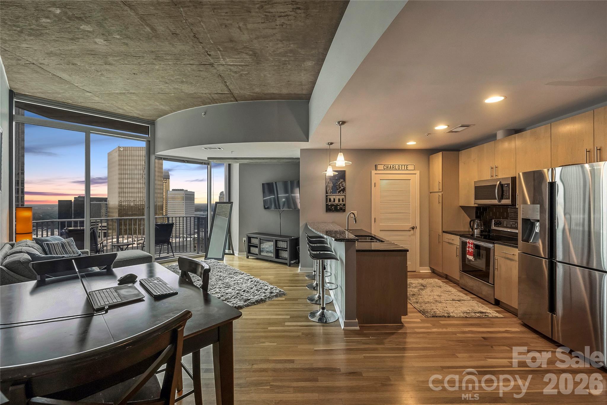 210 N Church Street Unit: 3403