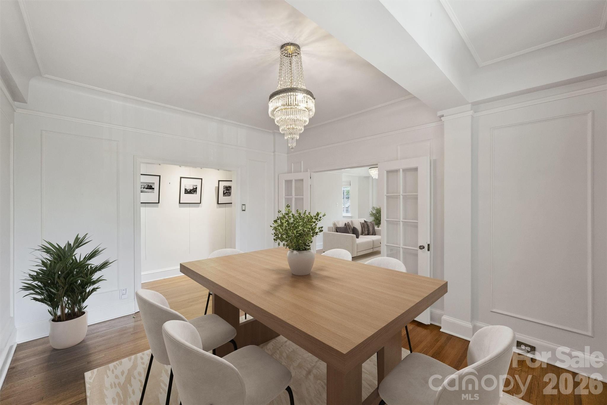 301 W 10th Street Unit: 308