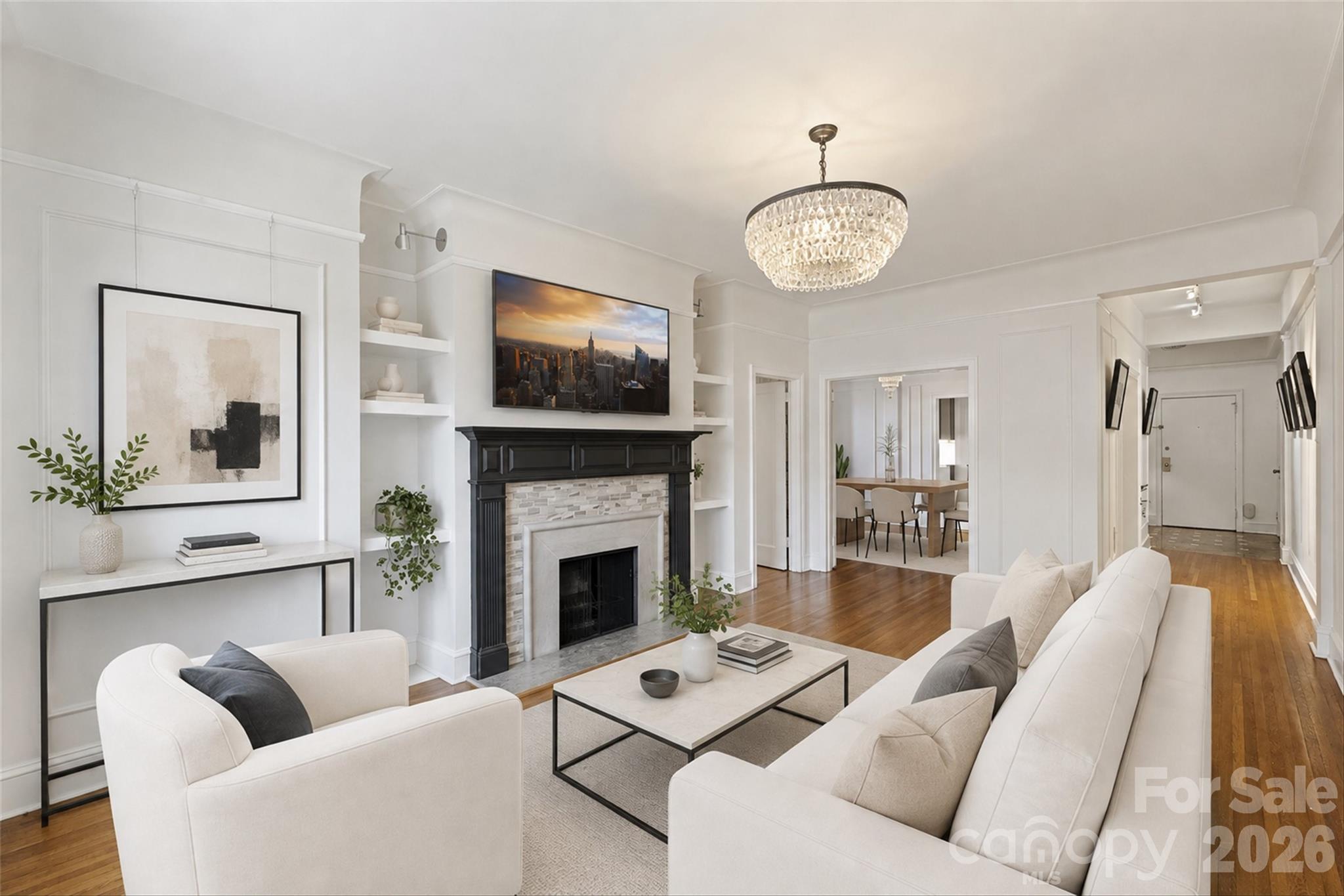 301 W 10th Street Unit: 308