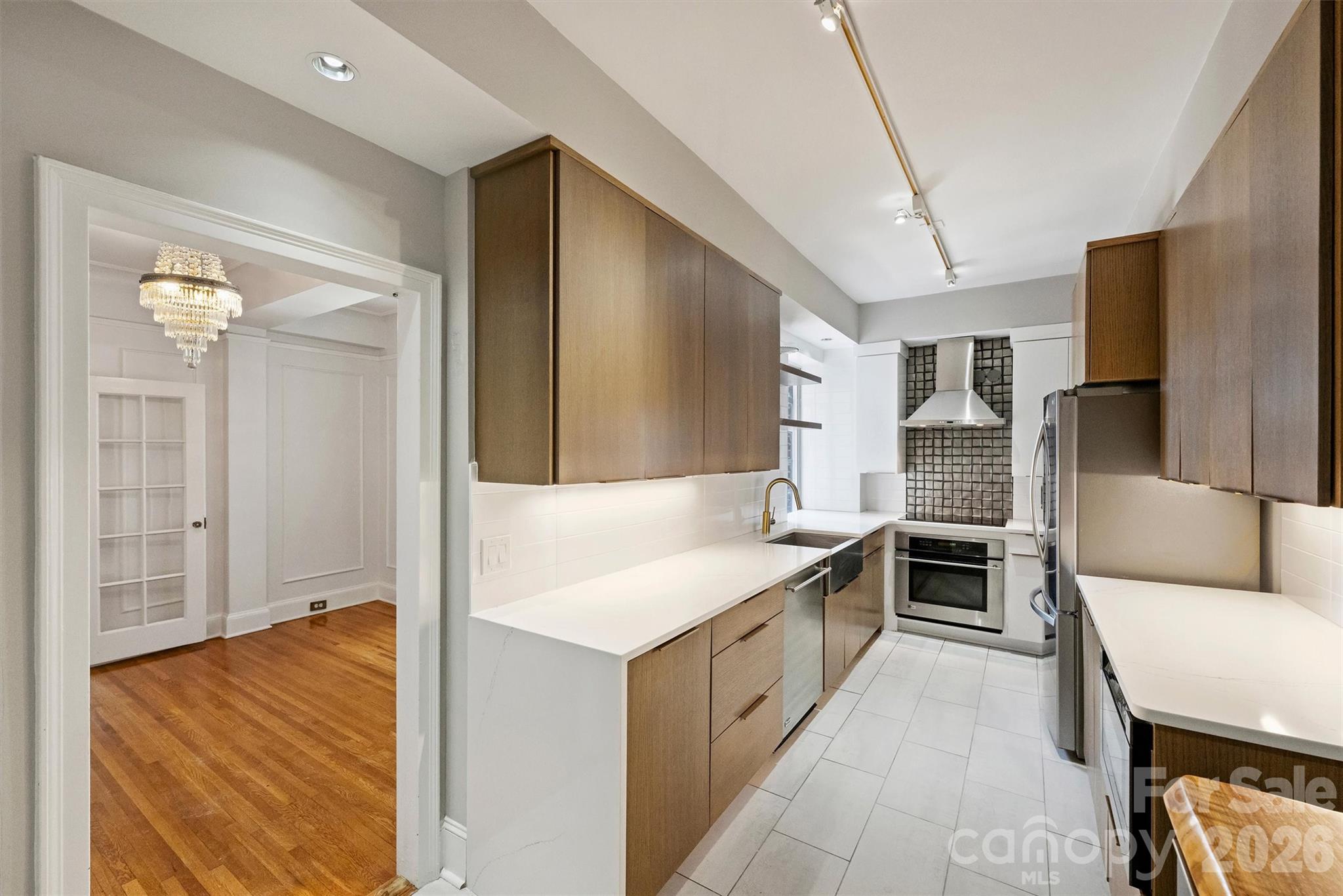301 W 10th Street Unit: 308