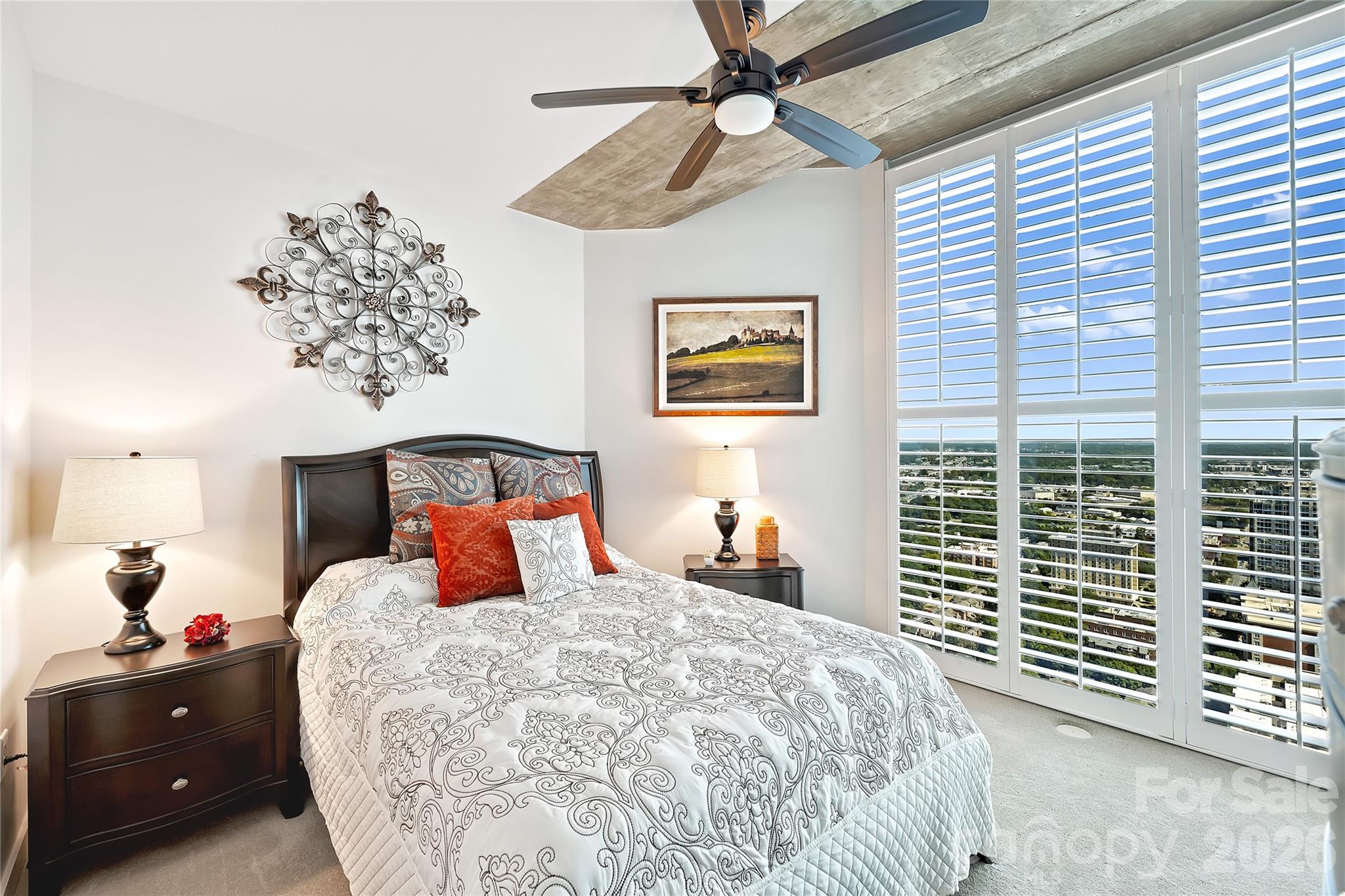 210 N Church Street Unit: 3415