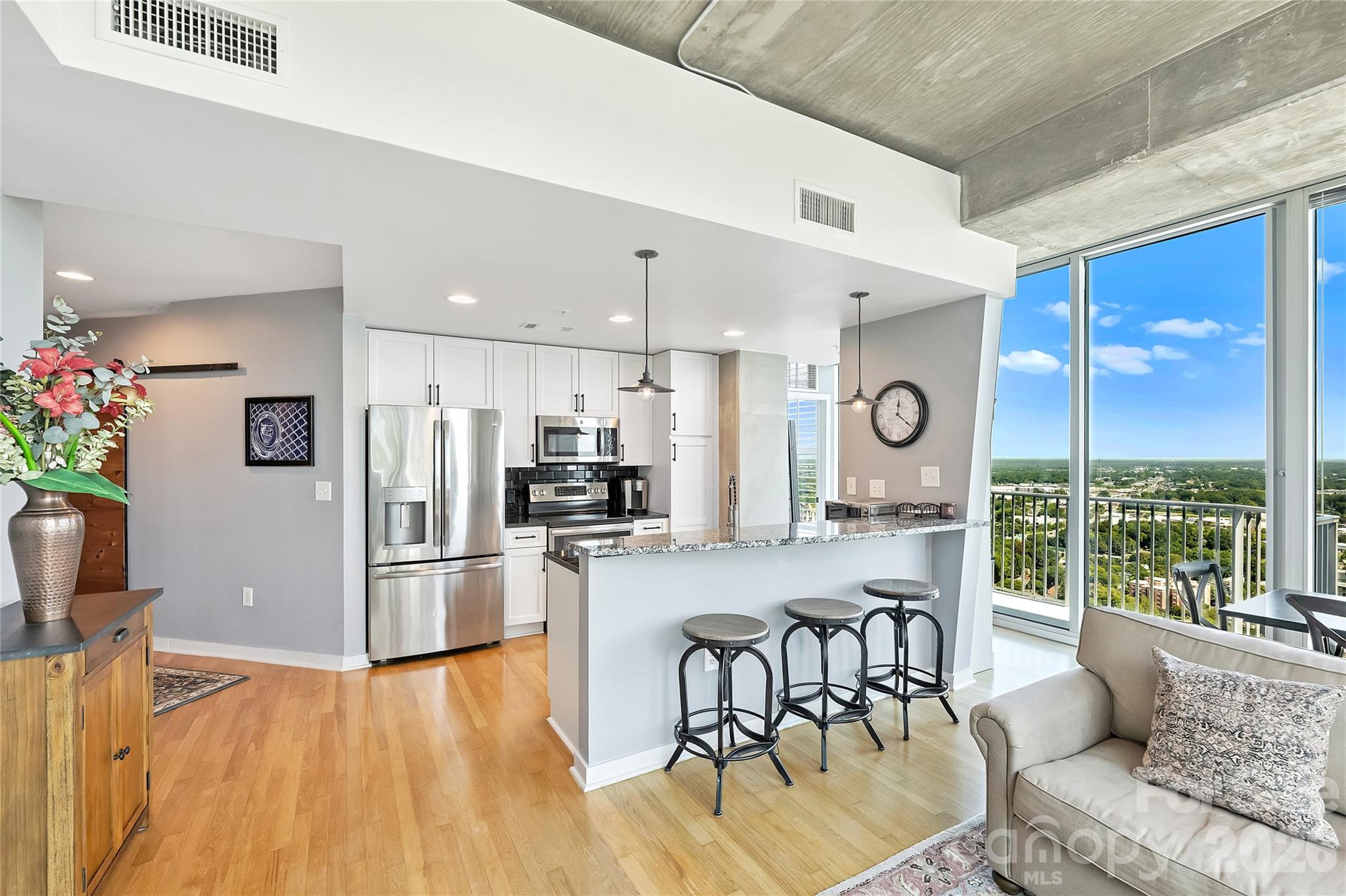 210 N Church Street Unit: 3415