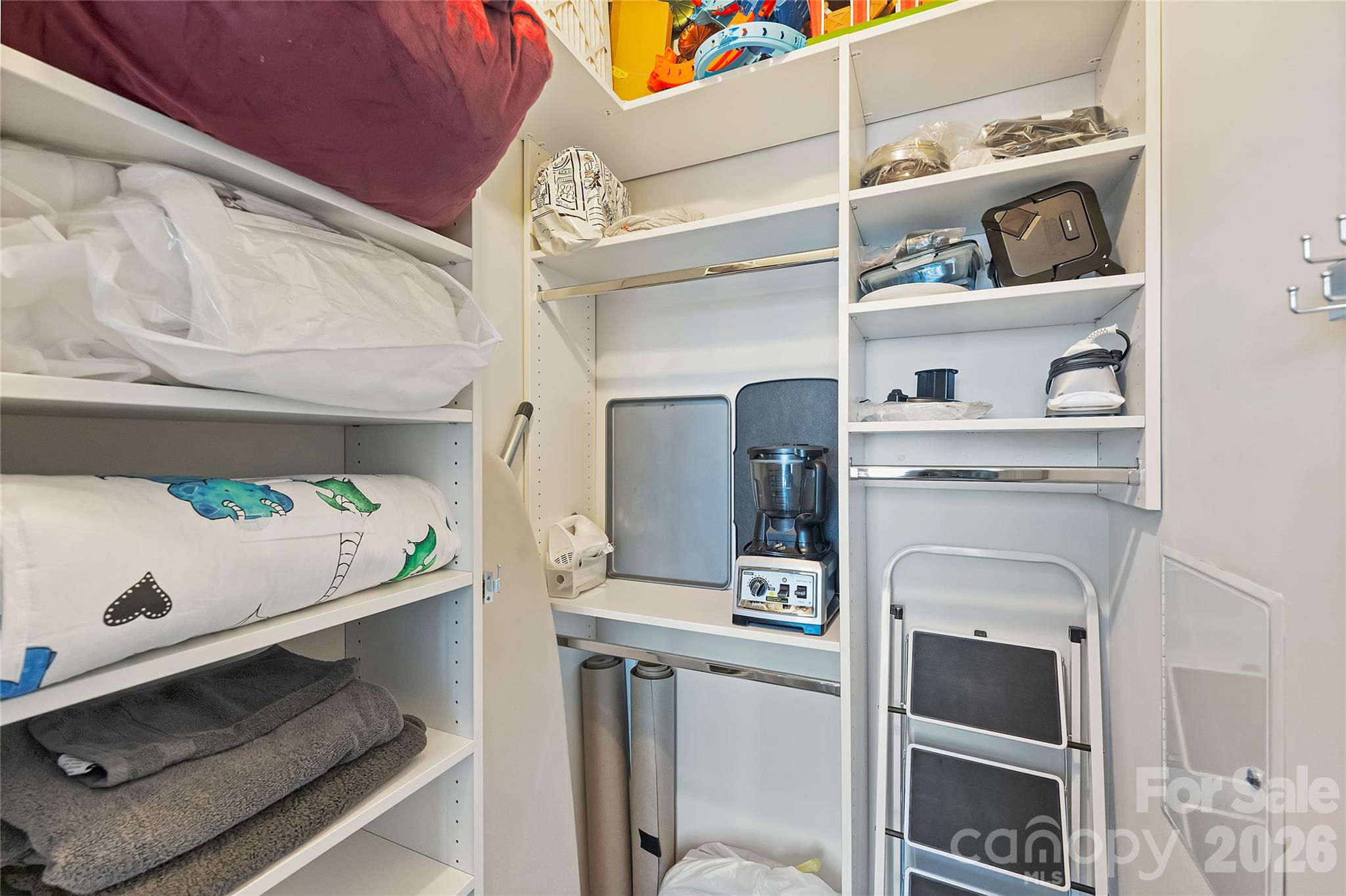 210 N Church Street Unit: 3415