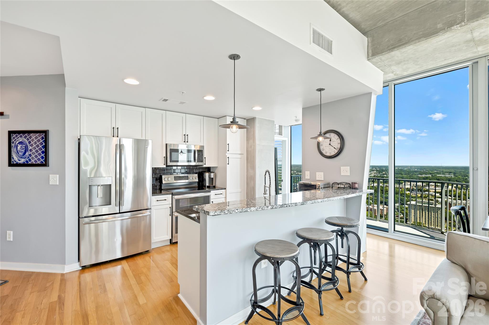 210 N Church Street Unit: 3415
