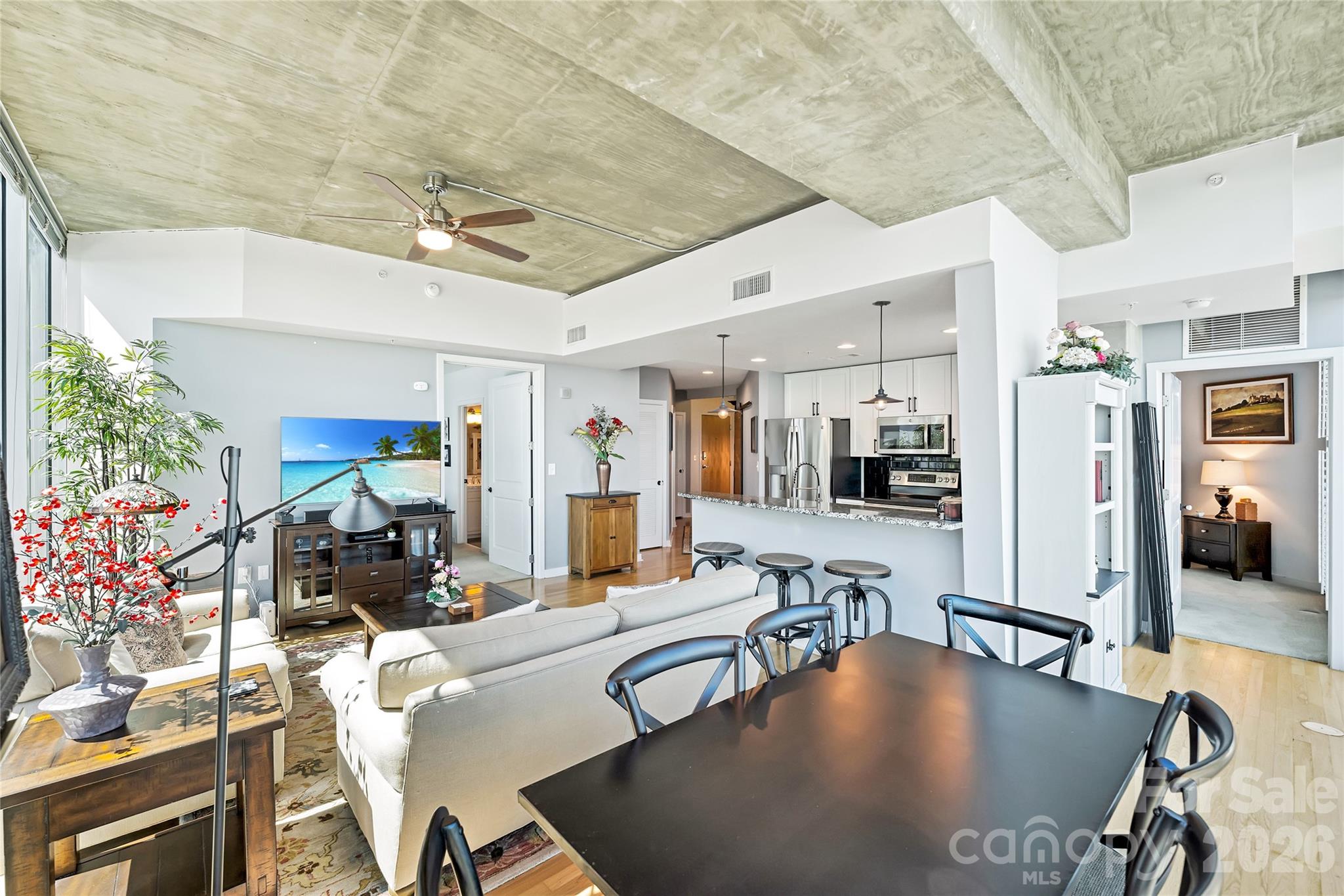 210 N Church Street Unit: 3415