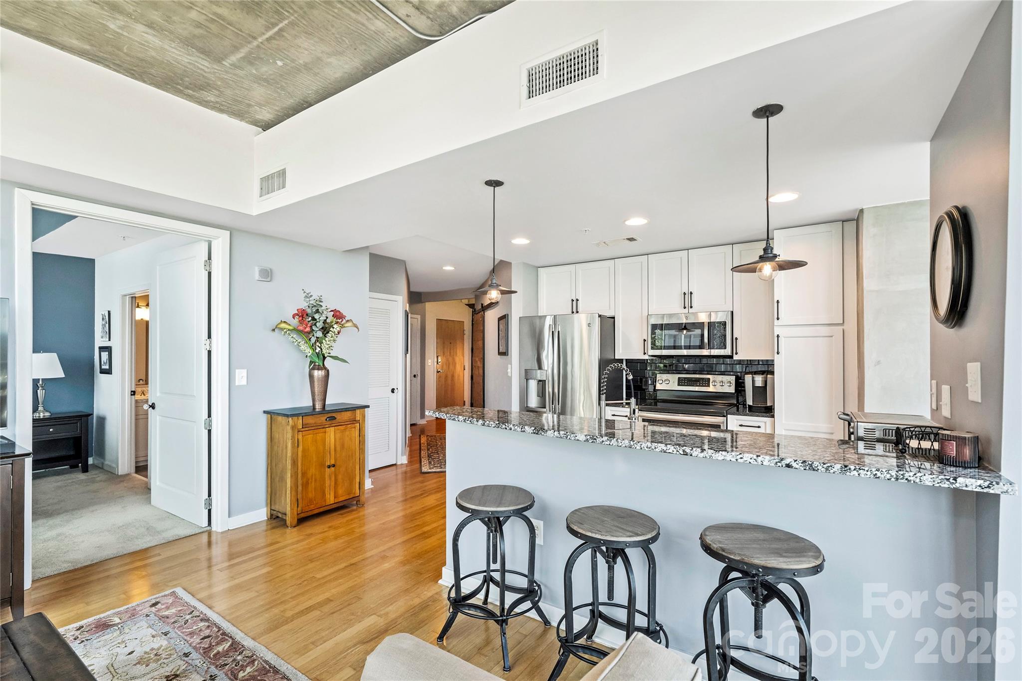 210 N Church Street Unit: 3415