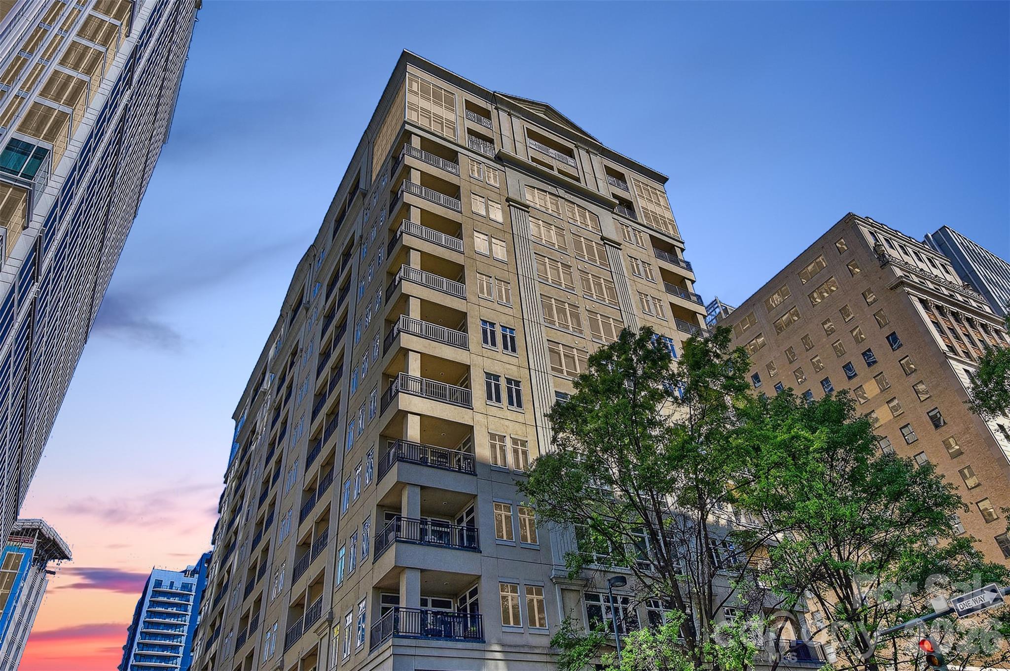 230 S Tryon Street Unit: 1105