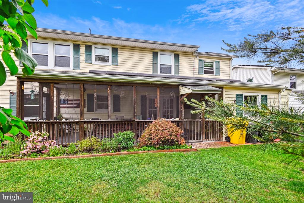 7909 Stone Hearth Rd