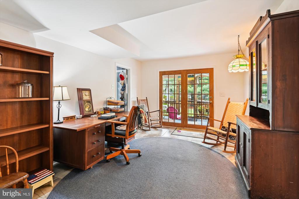 7909 Stone Hearth Rd