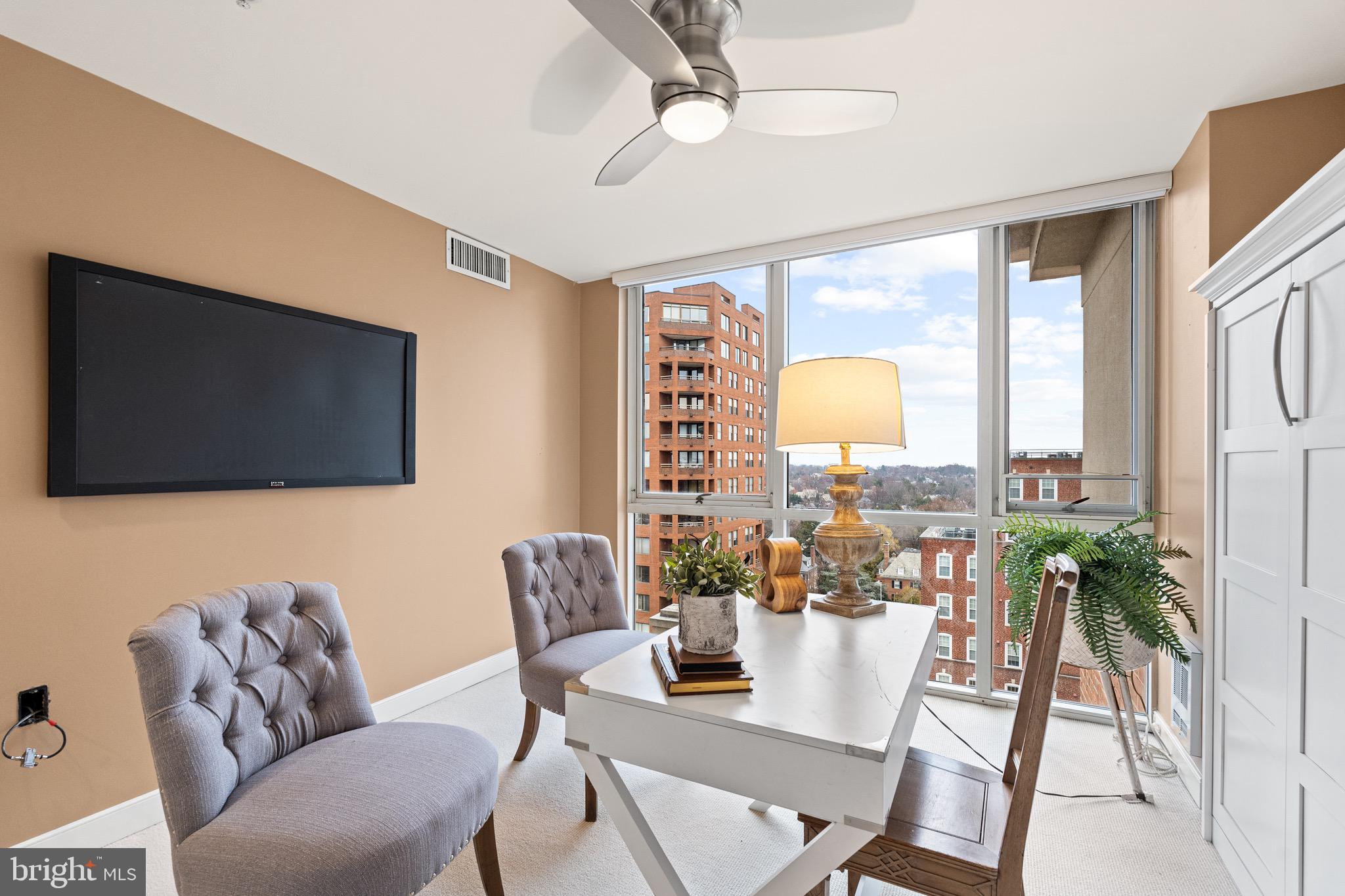3801 Canterbury ROAD Unit: 1004
