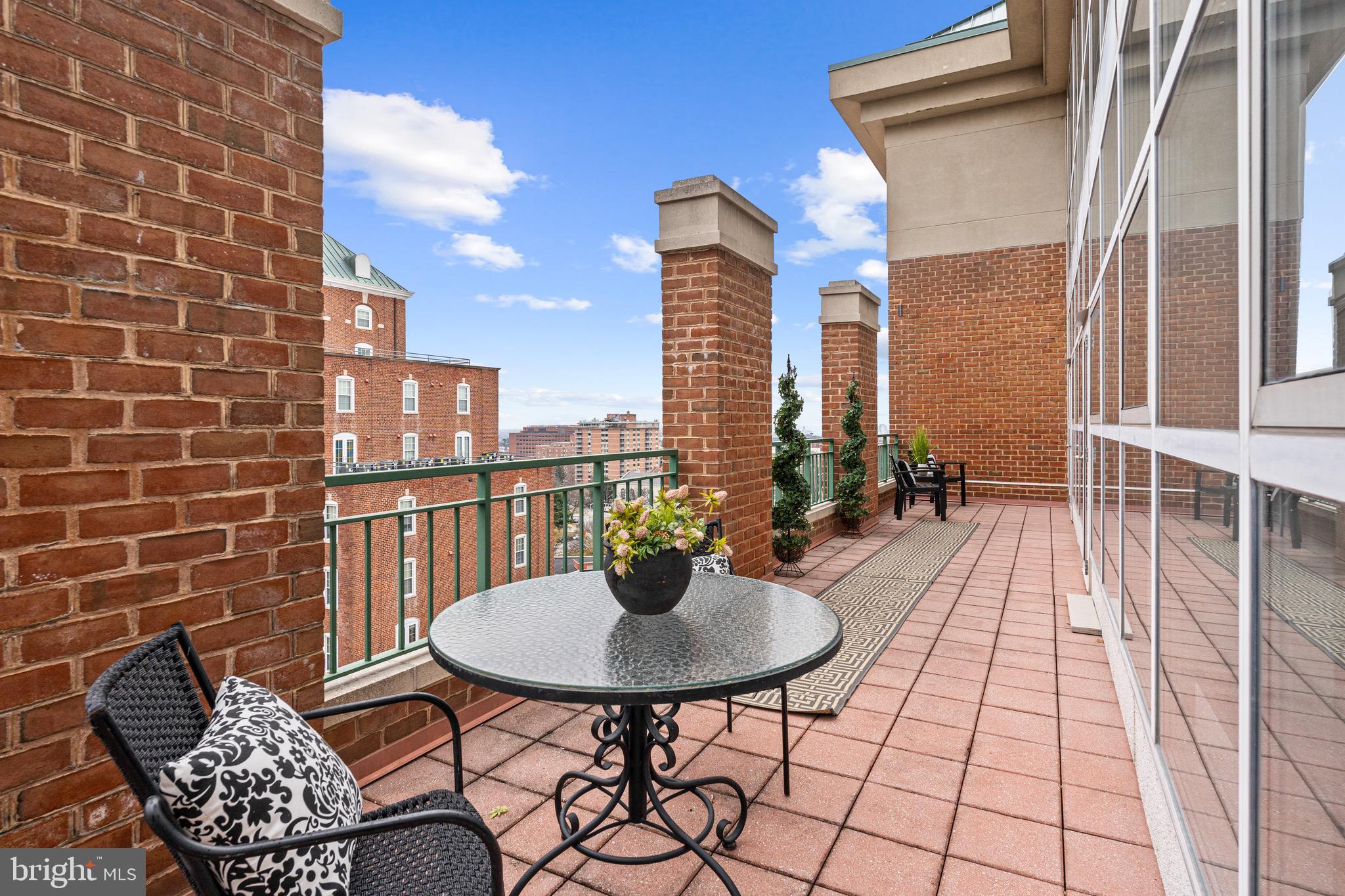 3801 Canterbury ROAD Unit: 1004