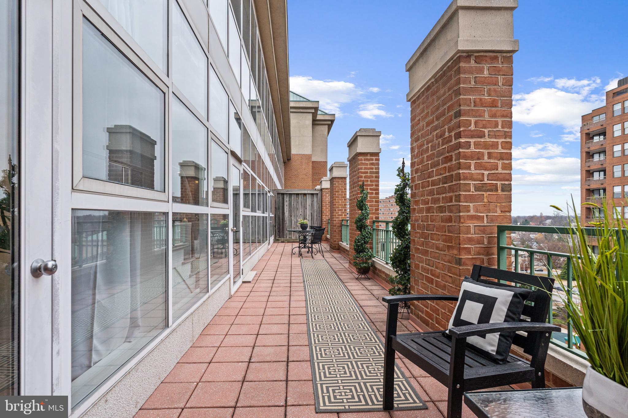 3801 Canterbury ROAD Unit: 1004