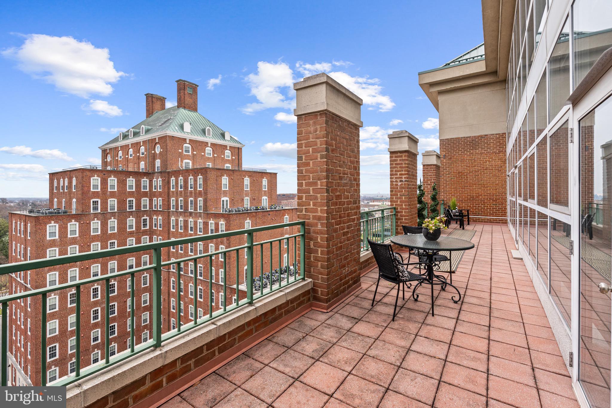 3801 Canterbury ROAD Unit: 1004