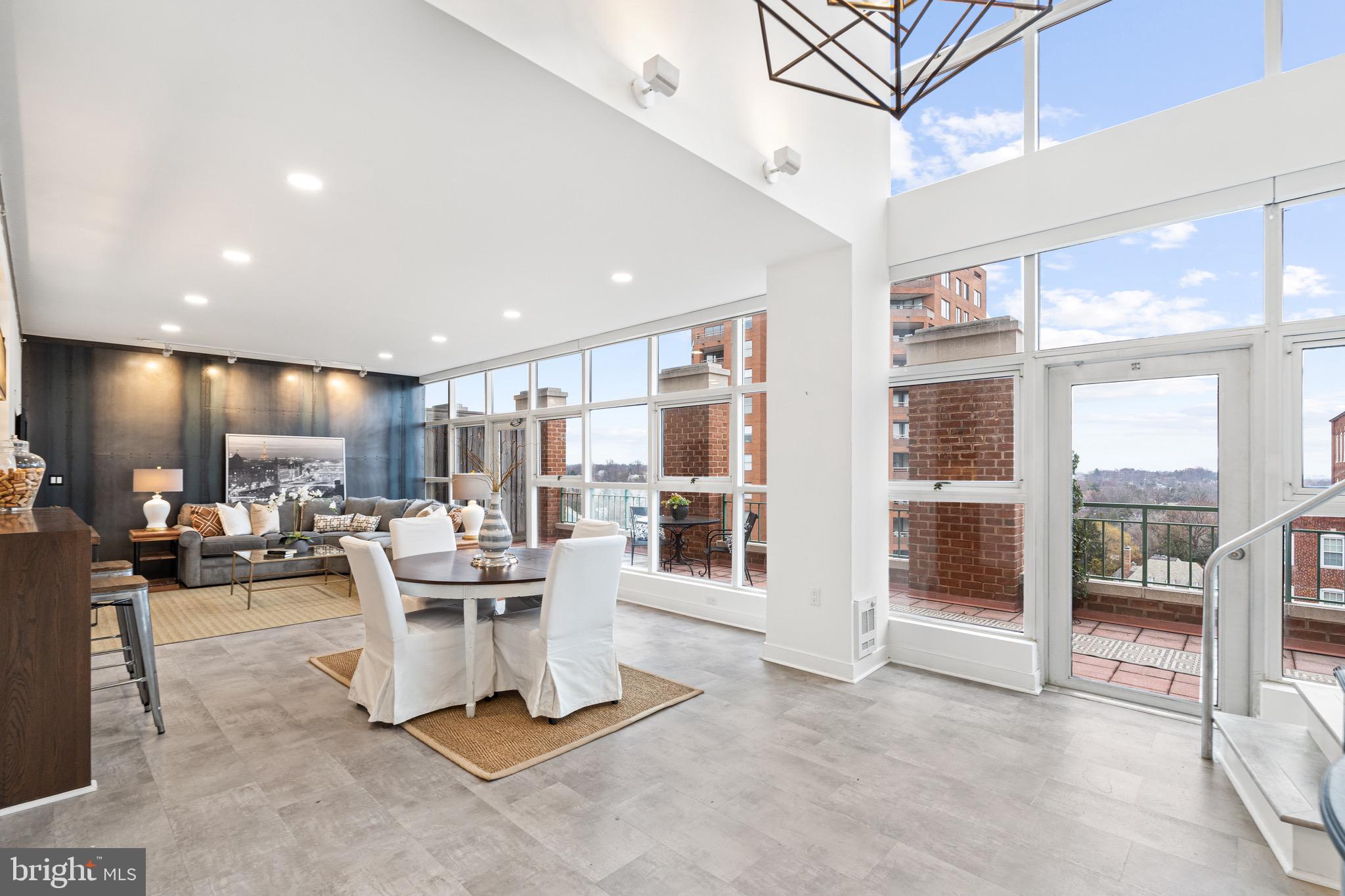 3801 Canterbury ROAD Unit: 1004