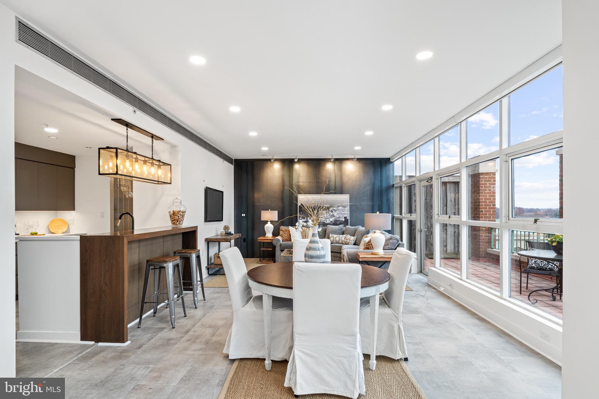 3801 Canterbury ROAD Unit: 1004