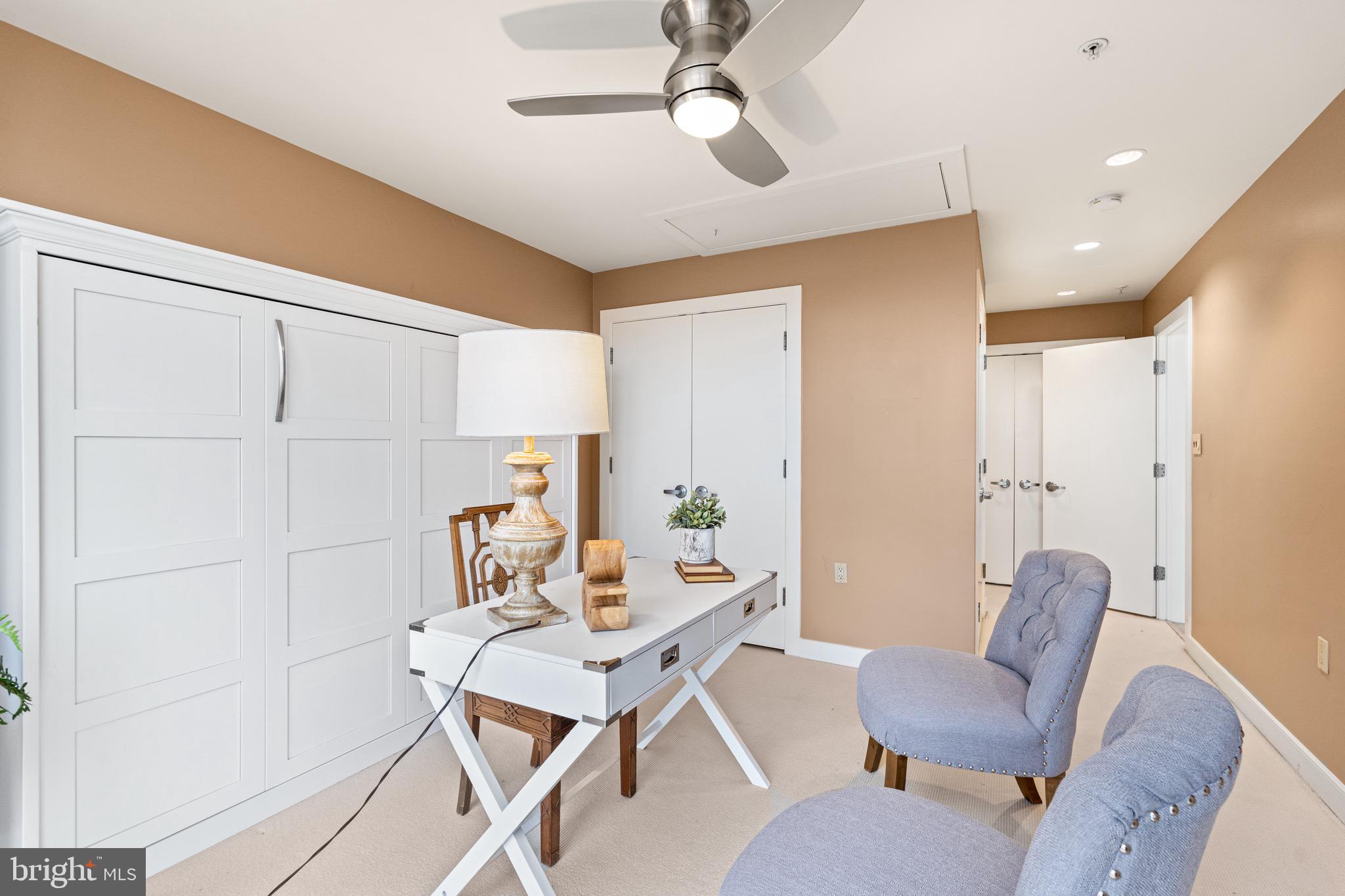 3801 Canterbury ROAD Unit: 1004
