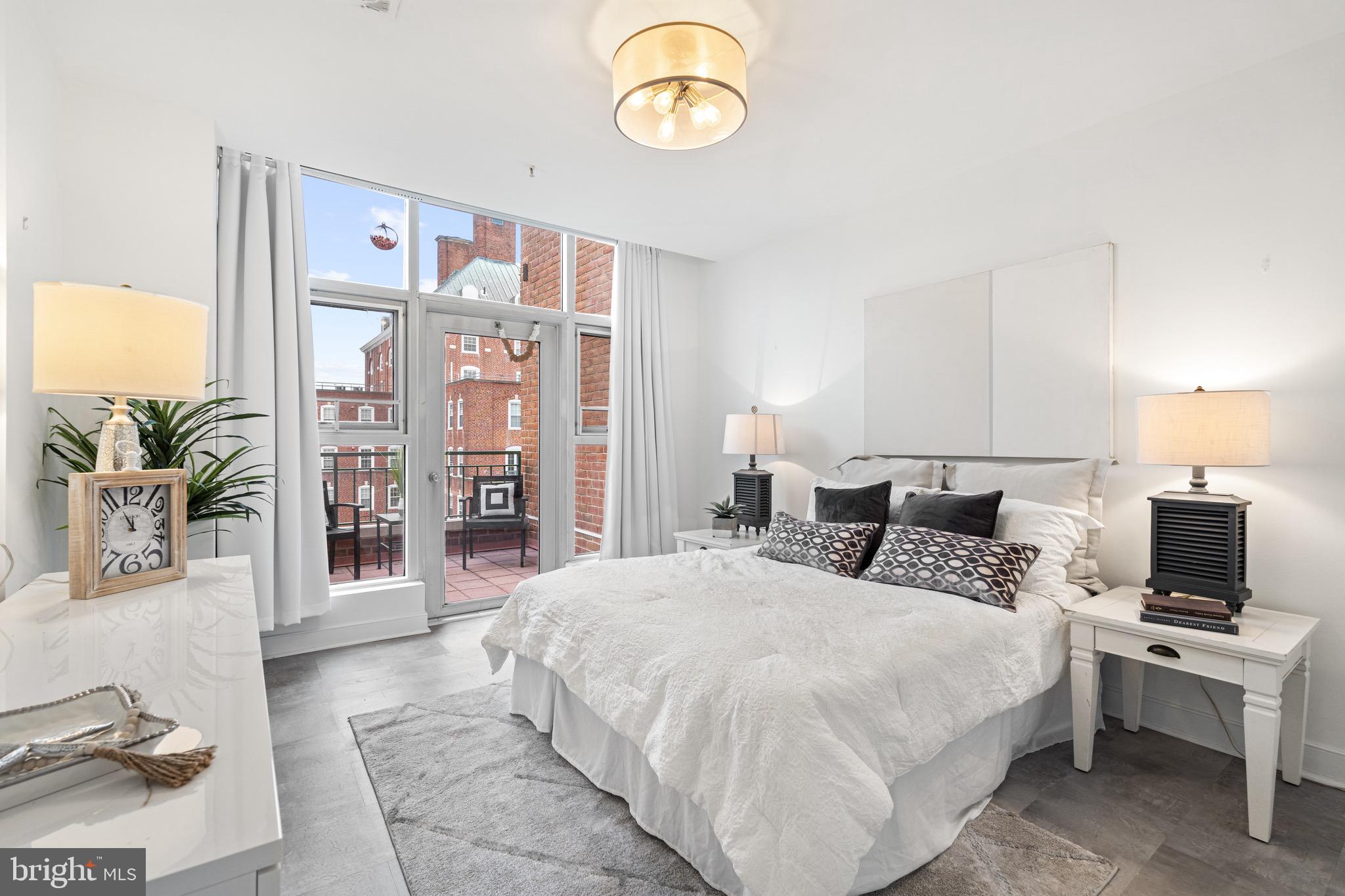 3801 Canterbury ROAD Unit: 1004