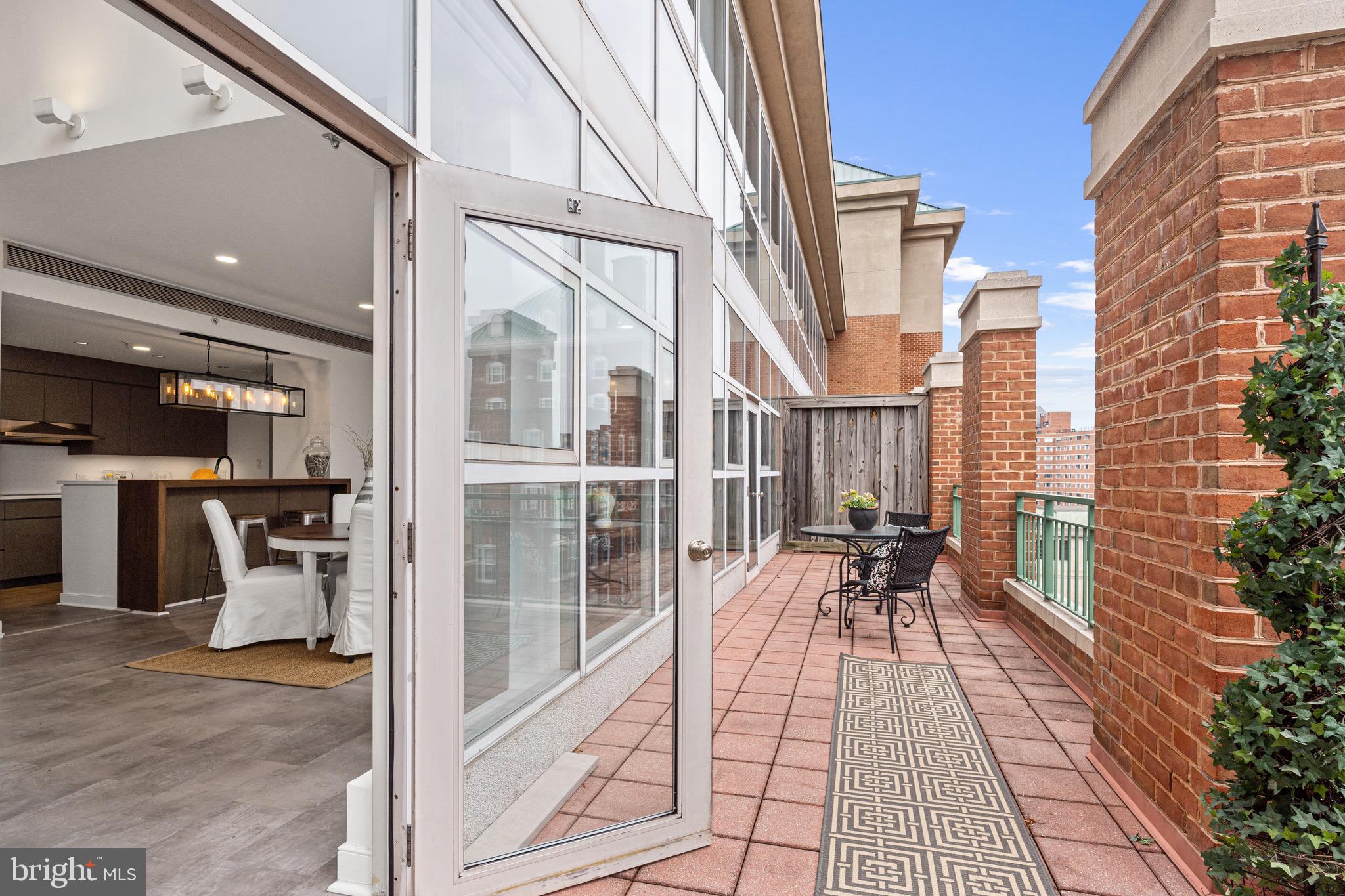 3801 Canterbury ROAD Unit: 1004