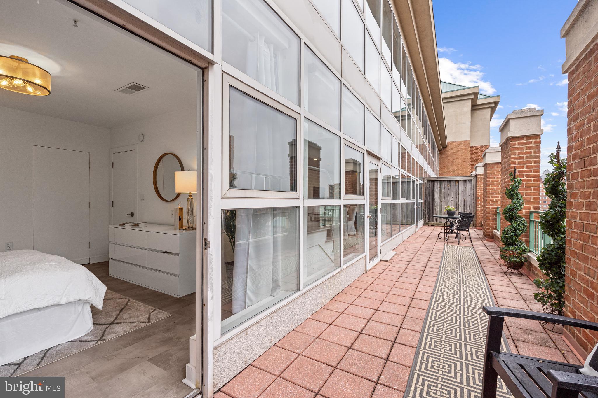 3801 Canterbury ROAD Unit: 1004